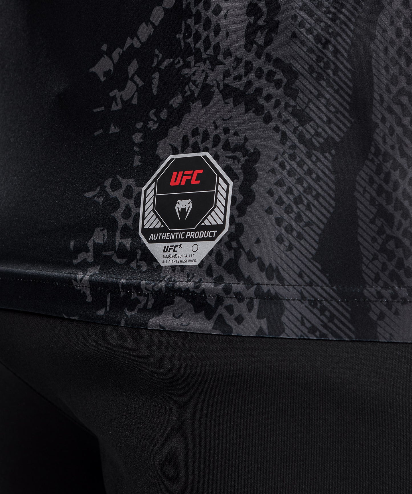Noche UFC by Venum Authentic Fight Night Herren Walkout-Trikot - Schwarz
