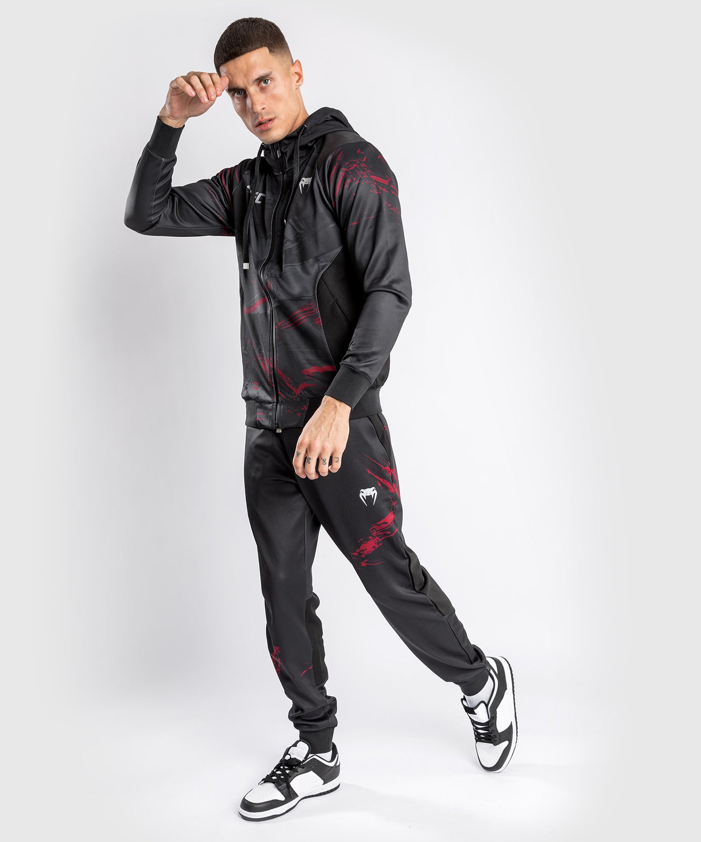 Veste à capuche pour Hommes UFC Venum Authentic Fight Week 2.0 - Noir/Rouge