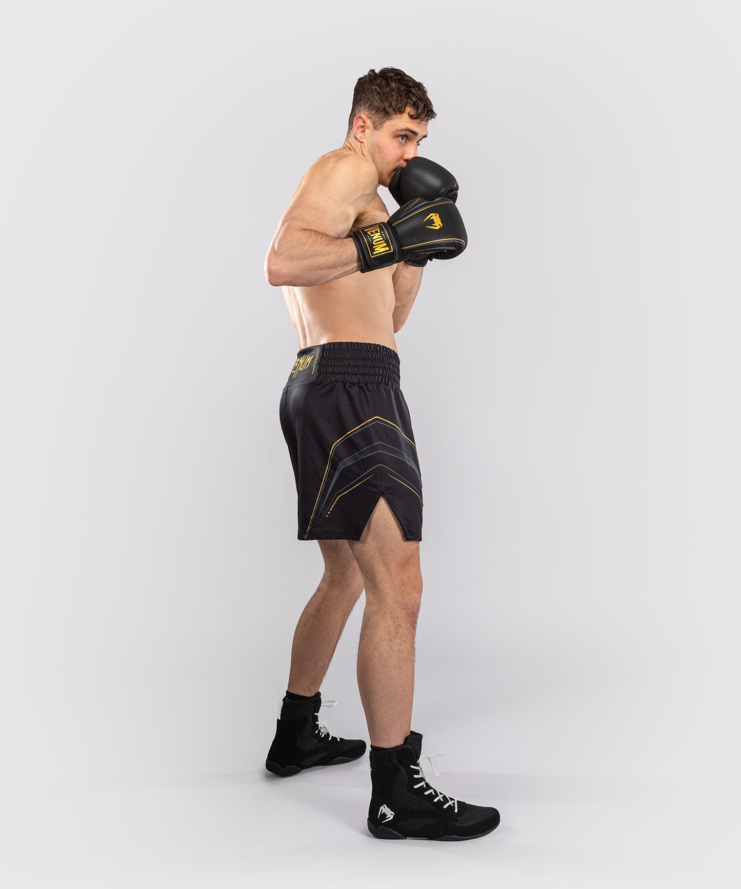 Short de Boxe Venum Streamline – Noir/Or