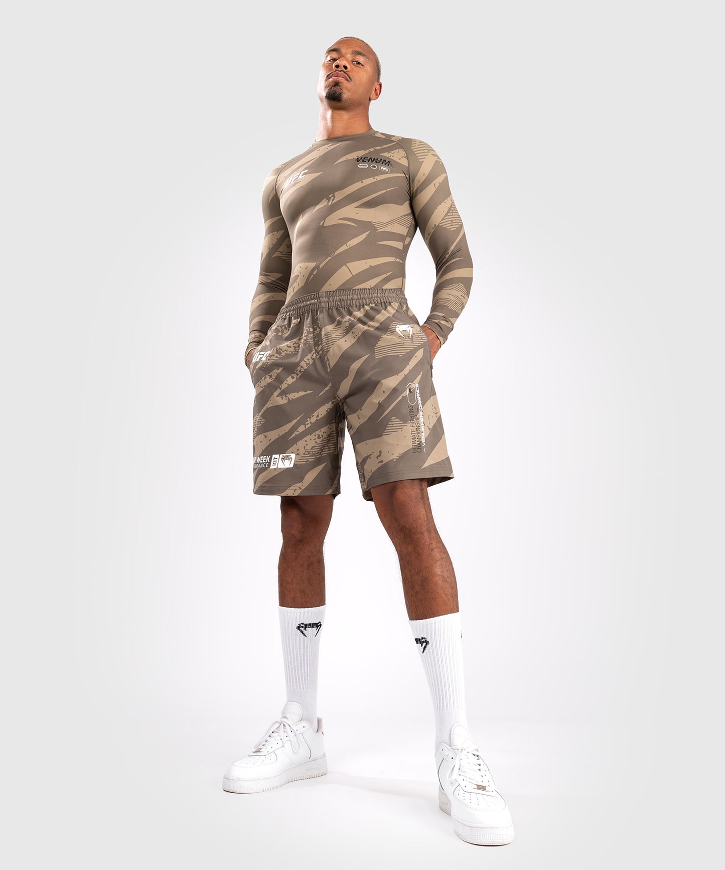 Short de Performance pour Hommes UFC Adrenaline by Venum Fight Week - Desert Camo