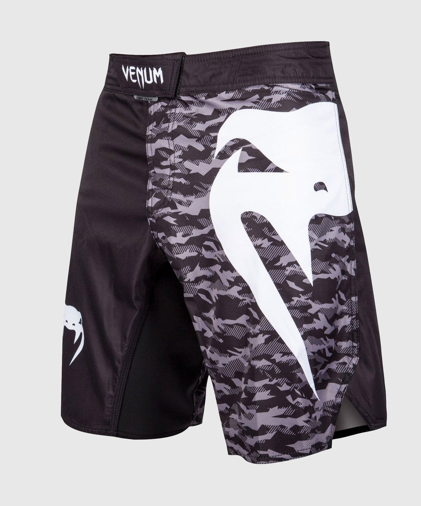 Venum Light 3.0 Fightshort - Schwarz/Urban Camo