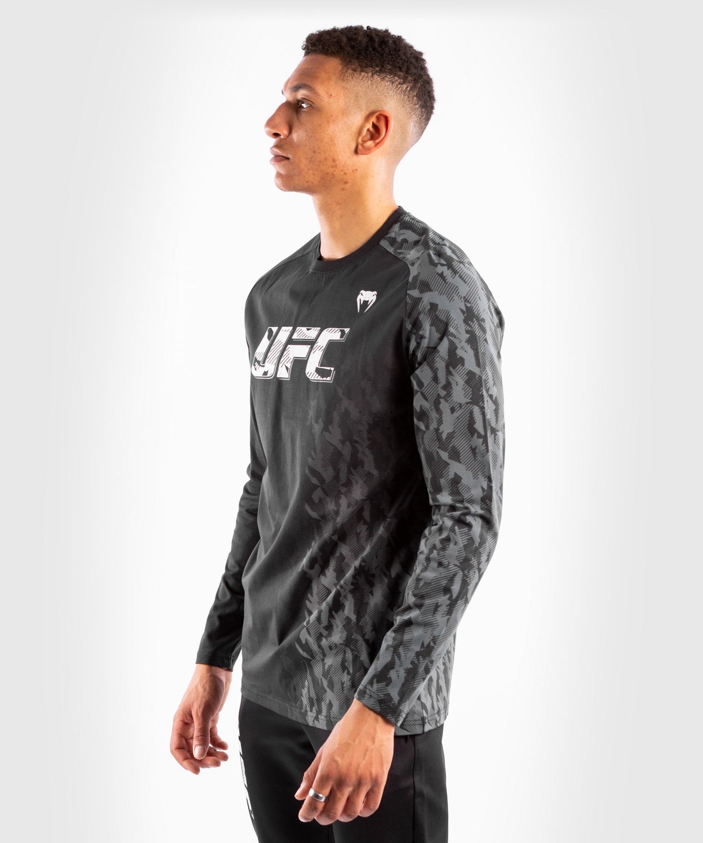 UFC Men's Long Sleeve T-Shirt Venum Authentic Fight Week - Black