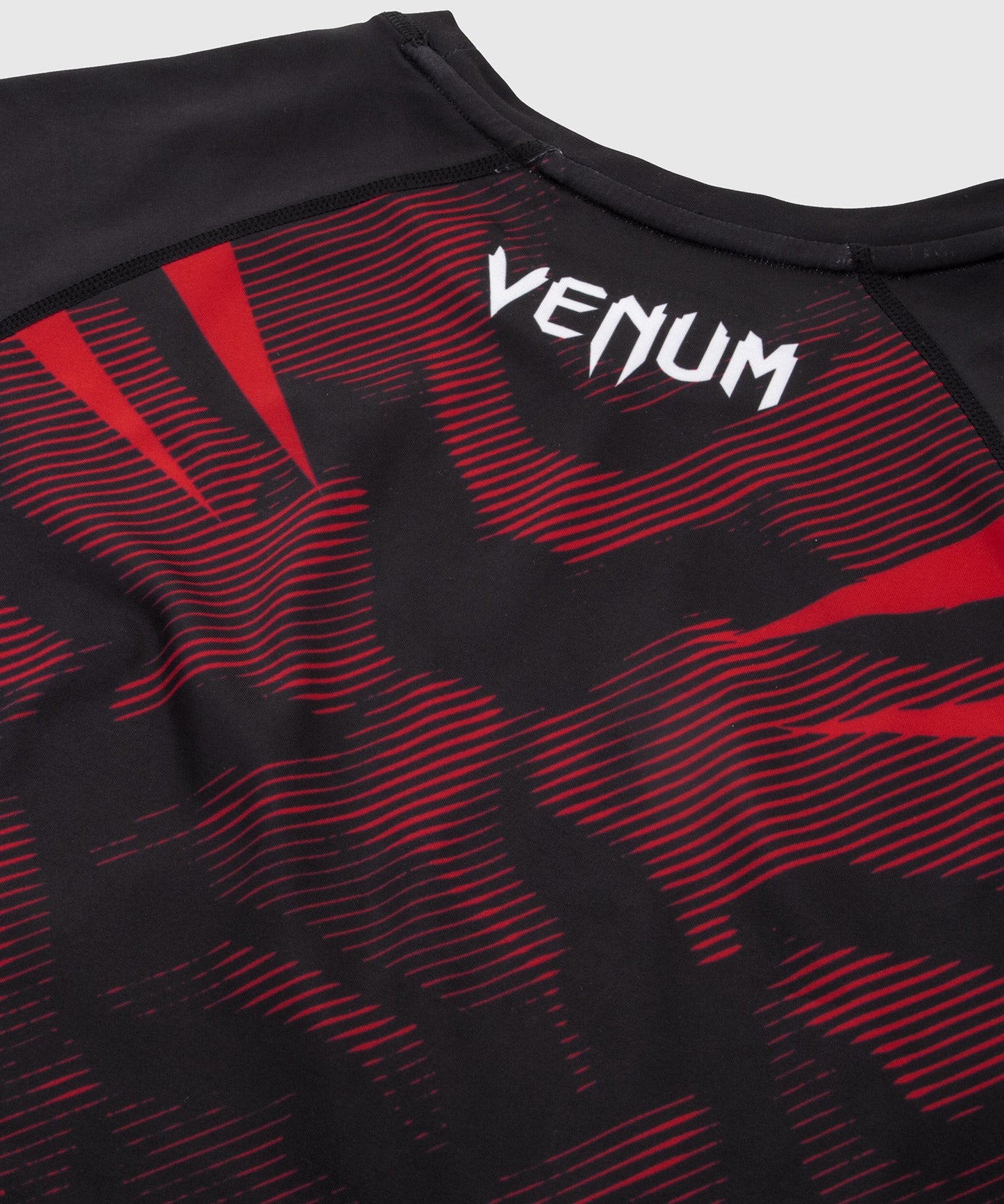Venum NoGi 2.0 Rashguard - Kurzarm IBJJF approved - Schwarz