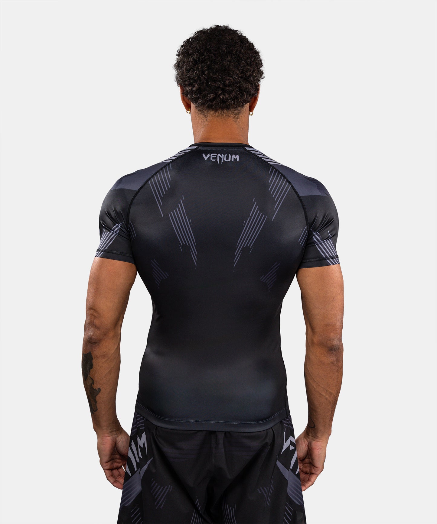 Venum No-Gi 6.0 Rashguard Manga Corta - Negro/Gris