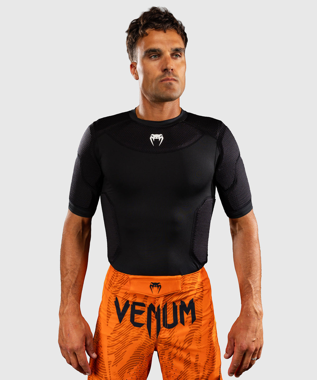Venum MX Basics Protektoren-T-Shirt - Schwarz/Weiß