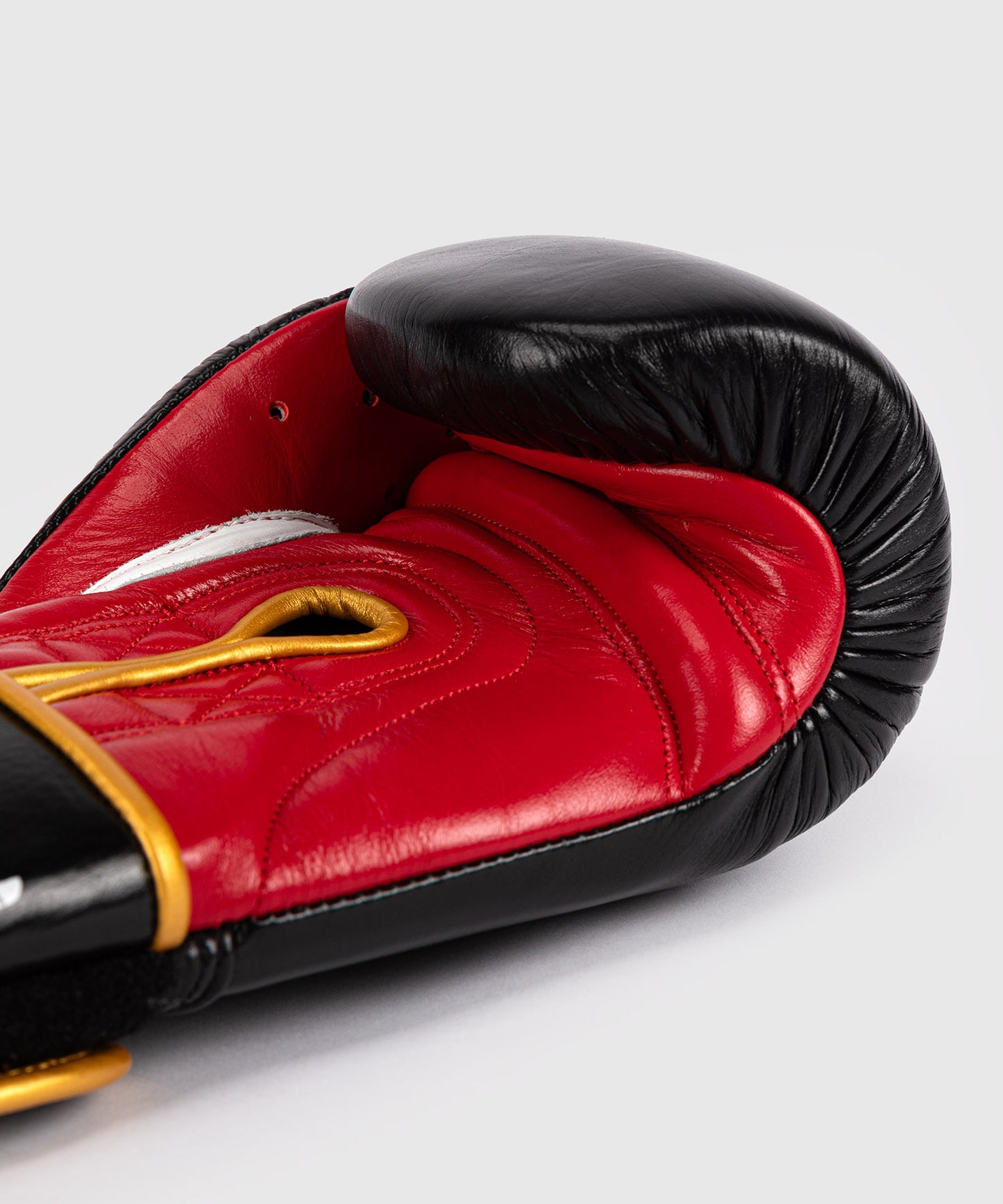 Hit N Move All Day® Pro Agility Guantoni da Boxe - Nero/Rosso/Oro