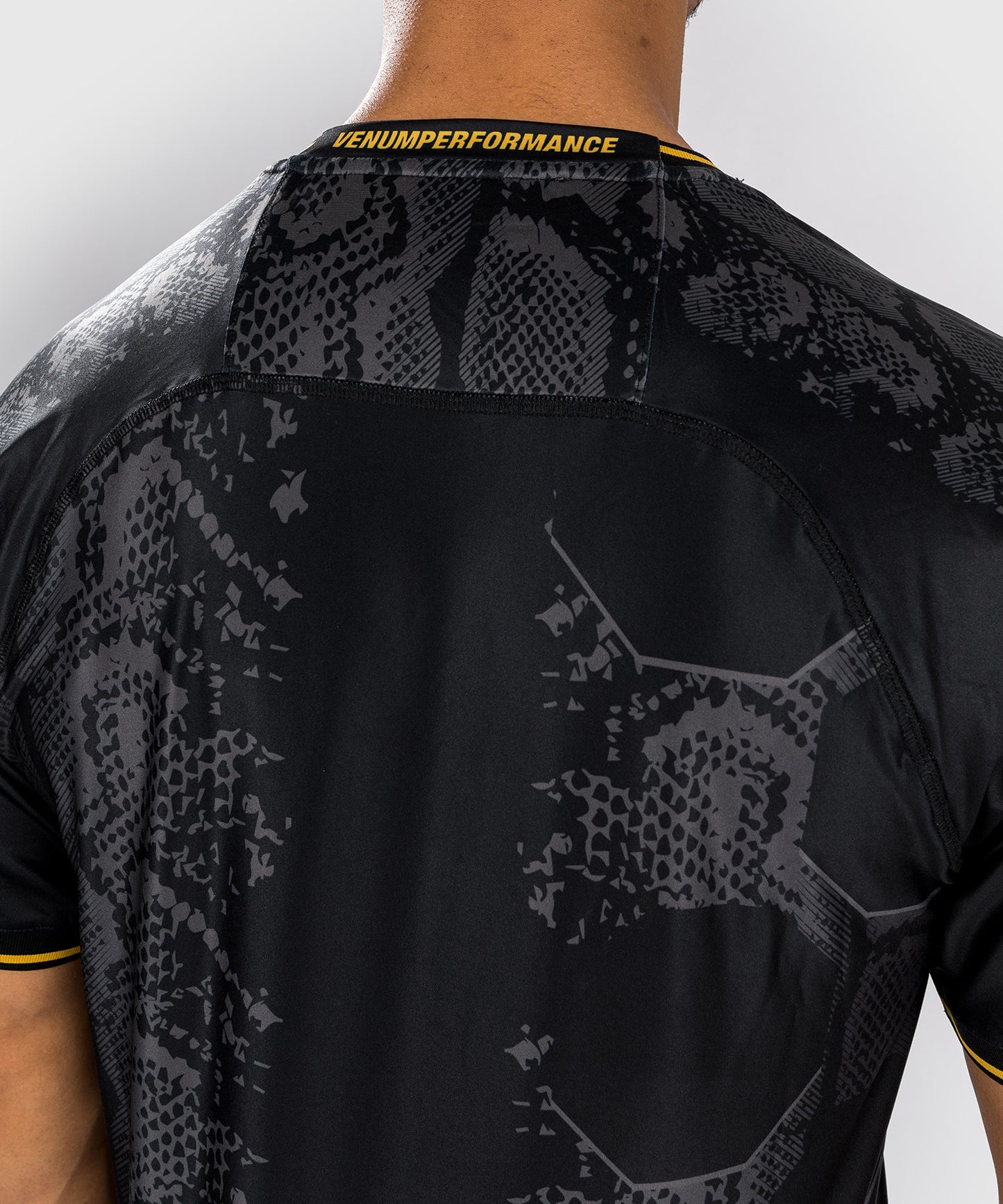 UFC Adrenaline by Venum Authentic Fight Night Jersey-Trikot für Männer - Champion