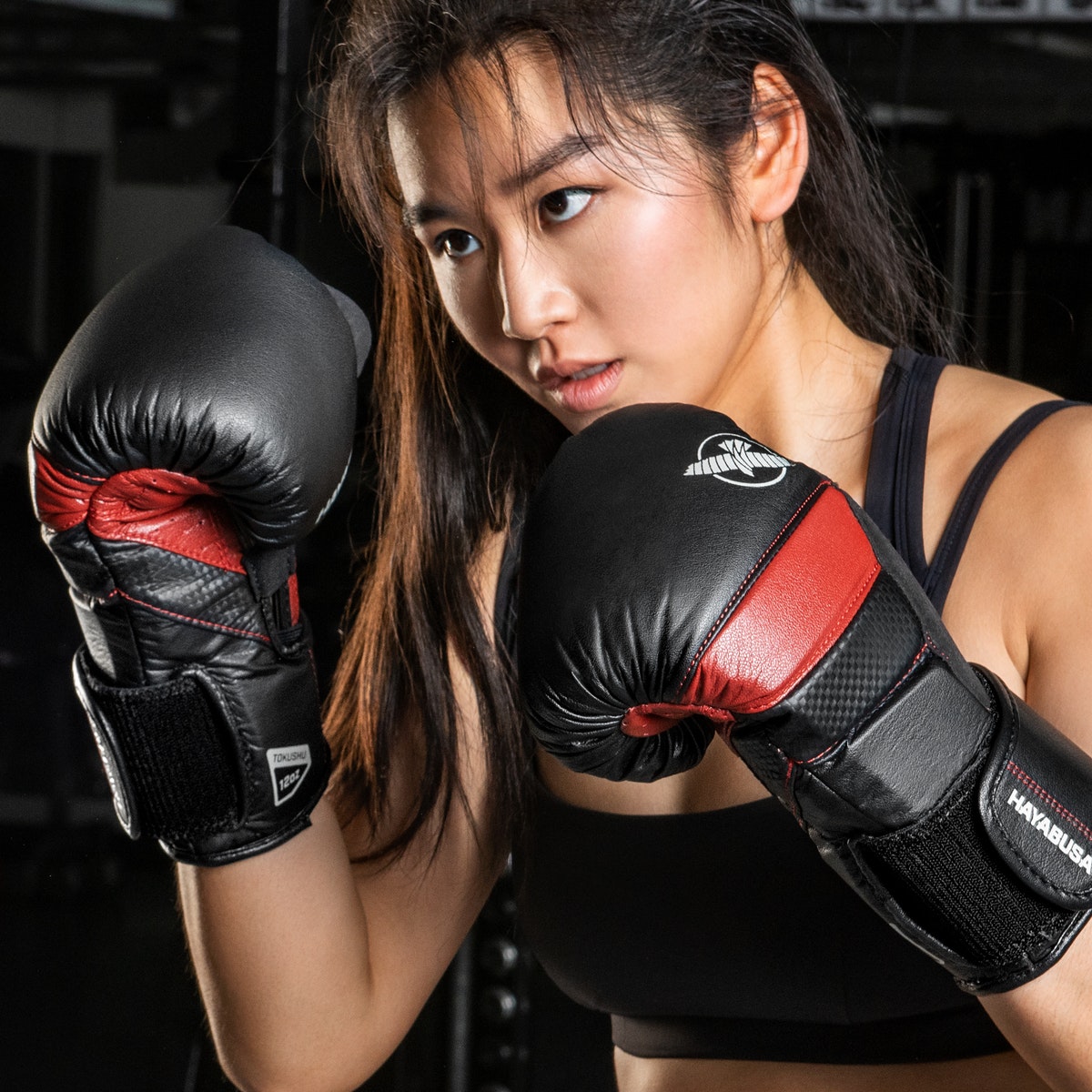Hayabusa T3 Boxhandschuhe - Schwarz/Rot
