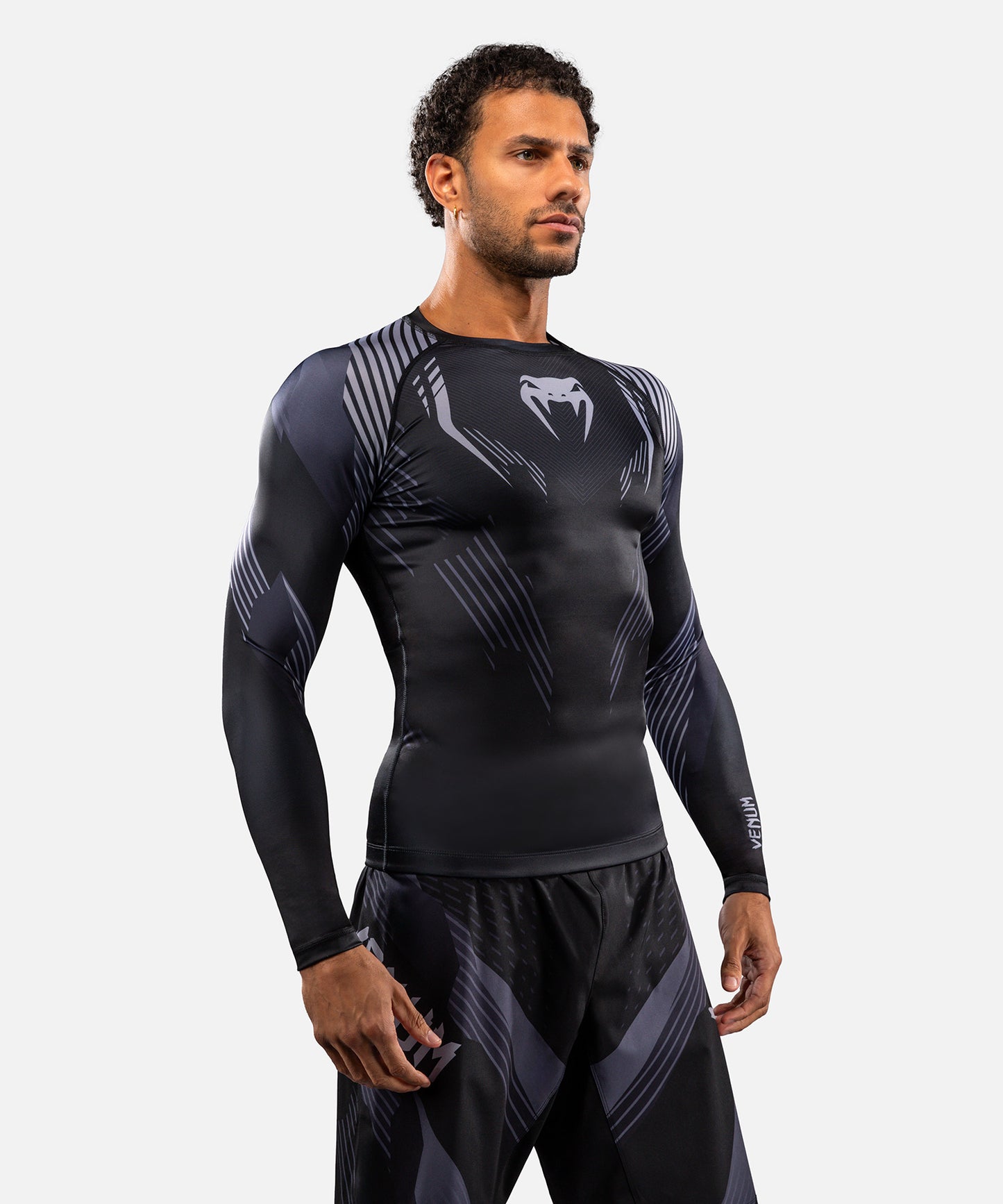 Venum No-Gi 6.0 Rashguard Manga Larga - Negro/Gris