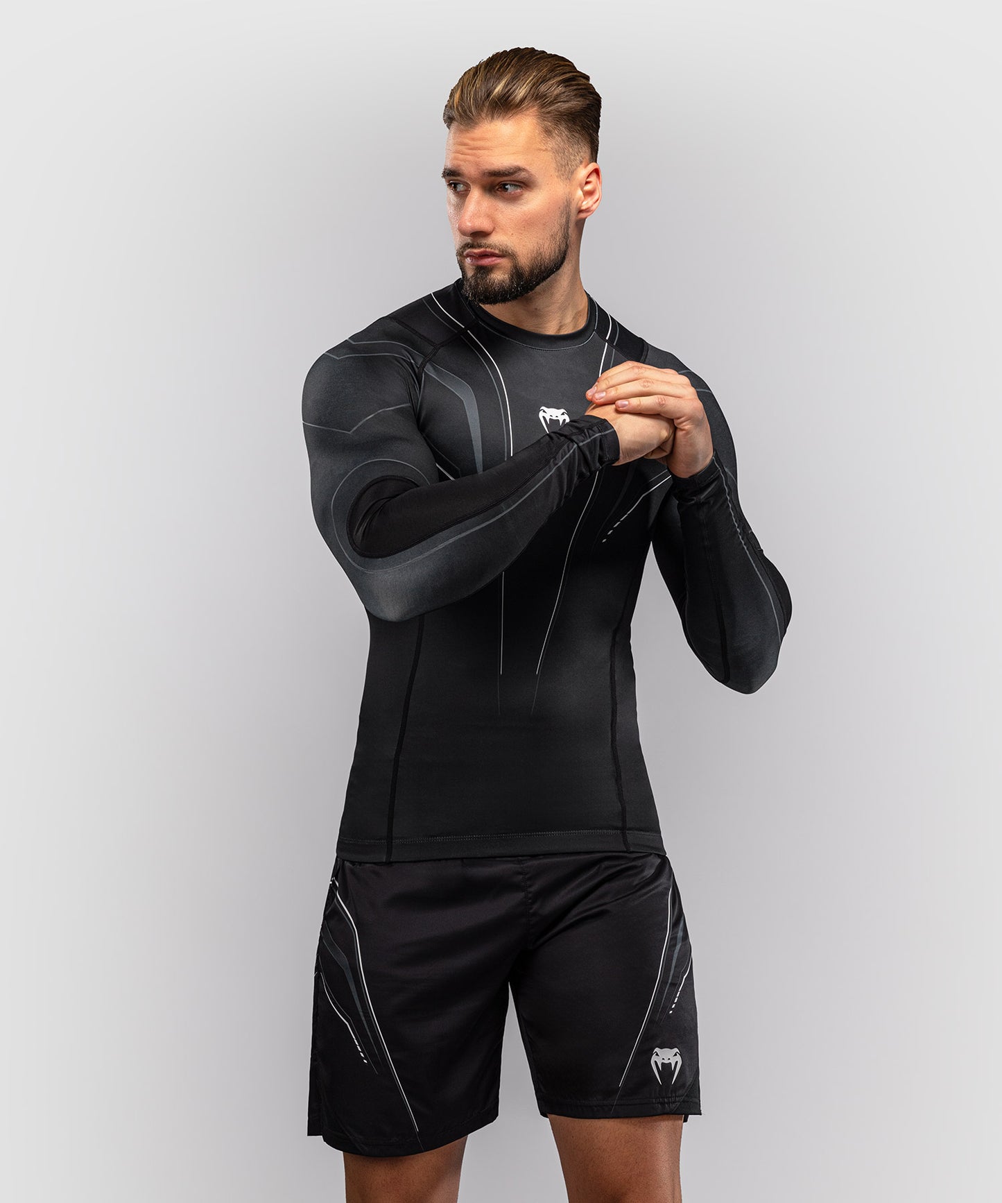 Rashguard à Manches Longues Venum Streamline – Noir/Blanc