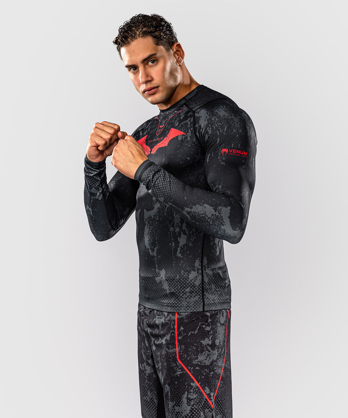 Venum x Batman Langarm-Rashguard - Schwarz/Grau/Rot