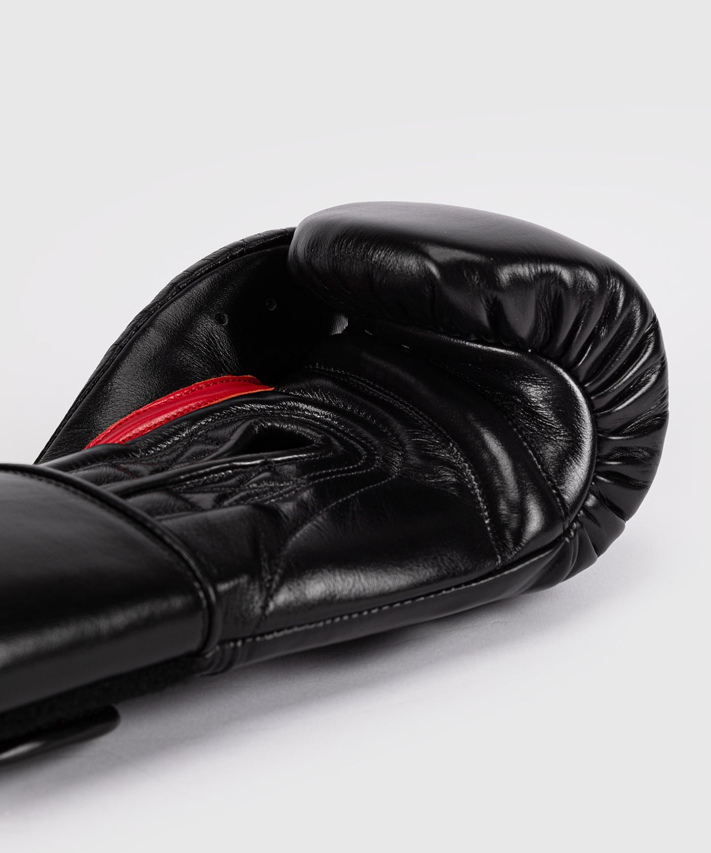 Hit N Move All Day® Pro Agility Boxing Gloves - Black/Red