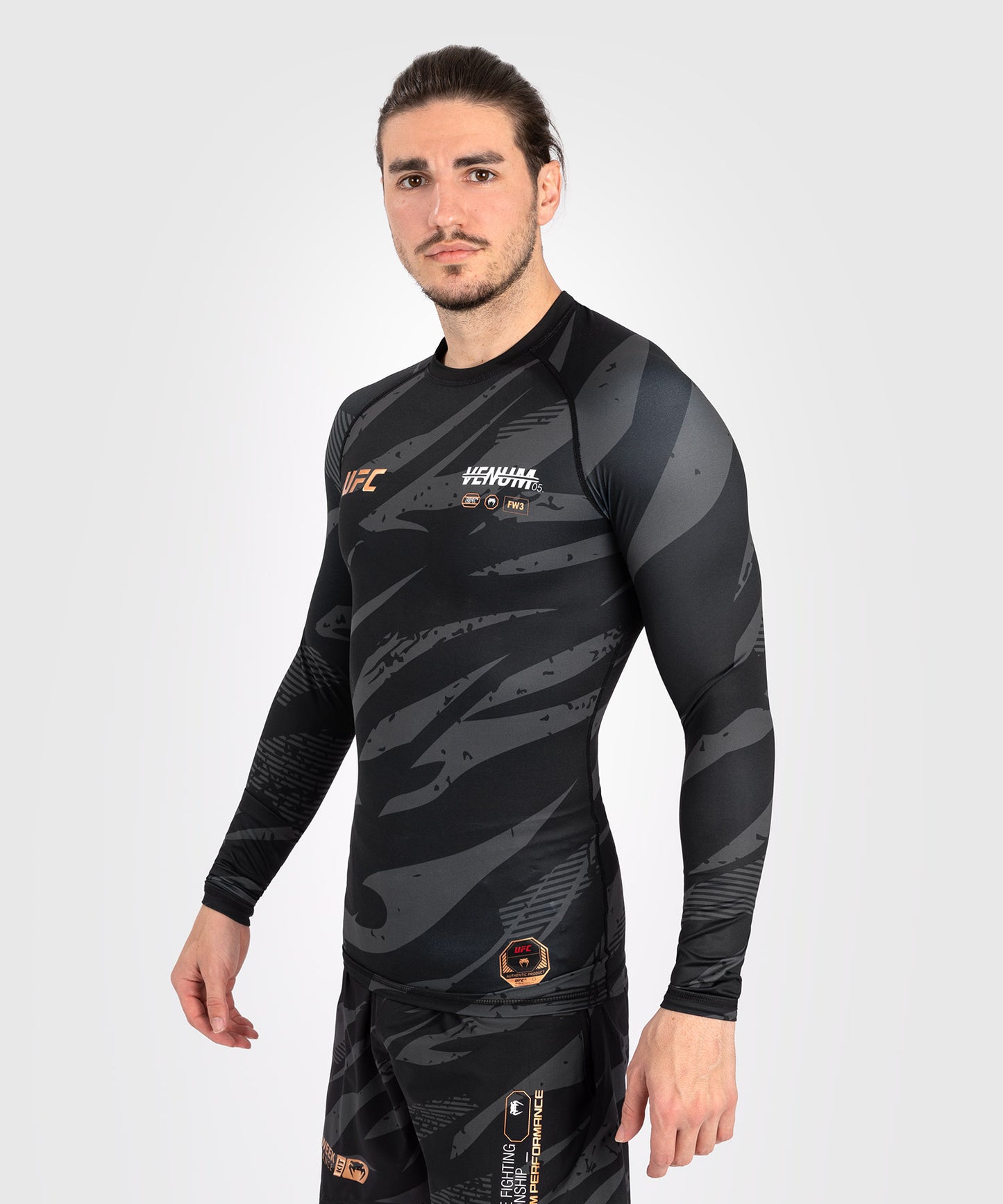 UFC Adrenaline by Venum Fight Week Performance Langärmeliger Rashguard - Urban Camo