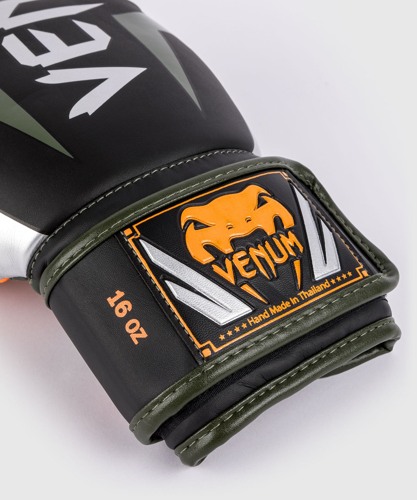 Venum Elite Boxhandschuhe - Schwarz/Silber/Kaki
