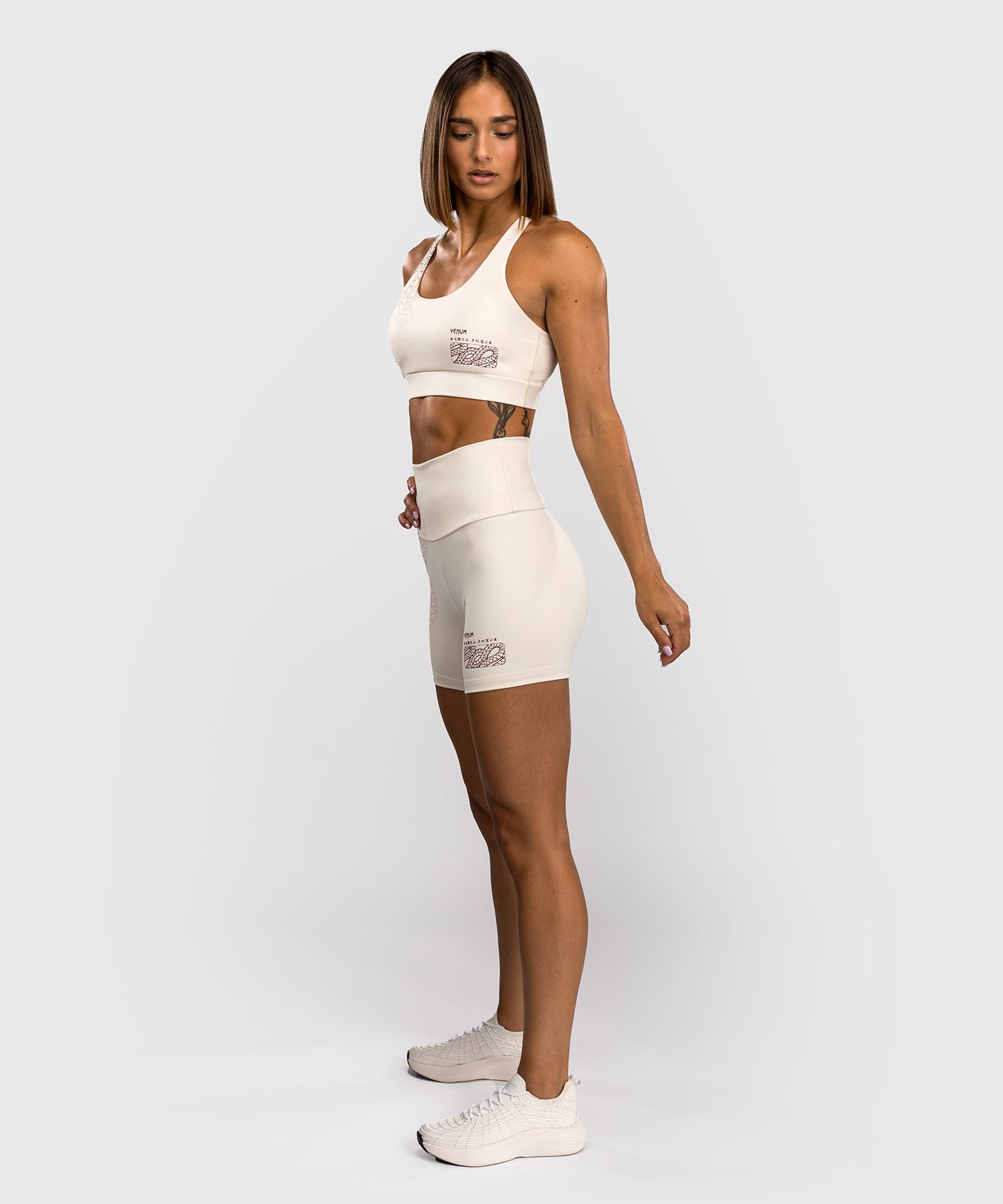 Venum Serpenti Damen Vale Tudo Shorts – Elfenbein/Bordeaux