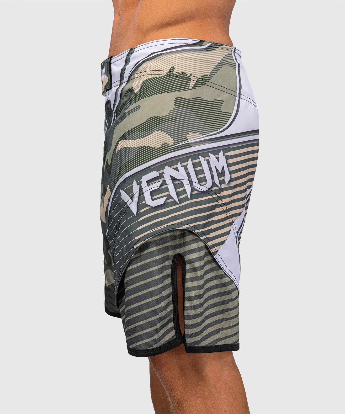 Venum Camo Hero Short de Combate - Caqui/ Blanco Hueso