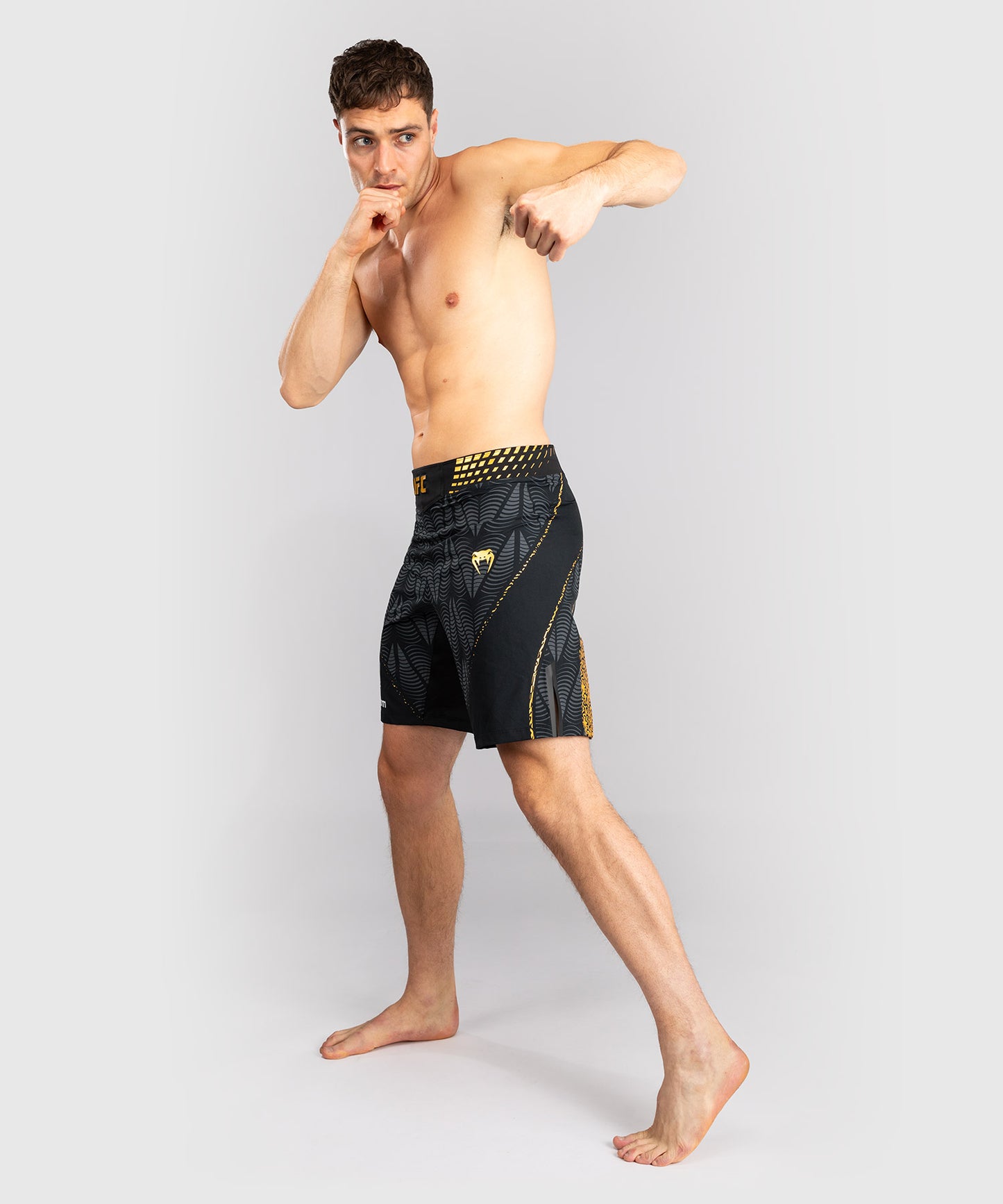 Short de combat coupe longue Homme UFC Zenith by Venum Authentic Fight Night - Champion