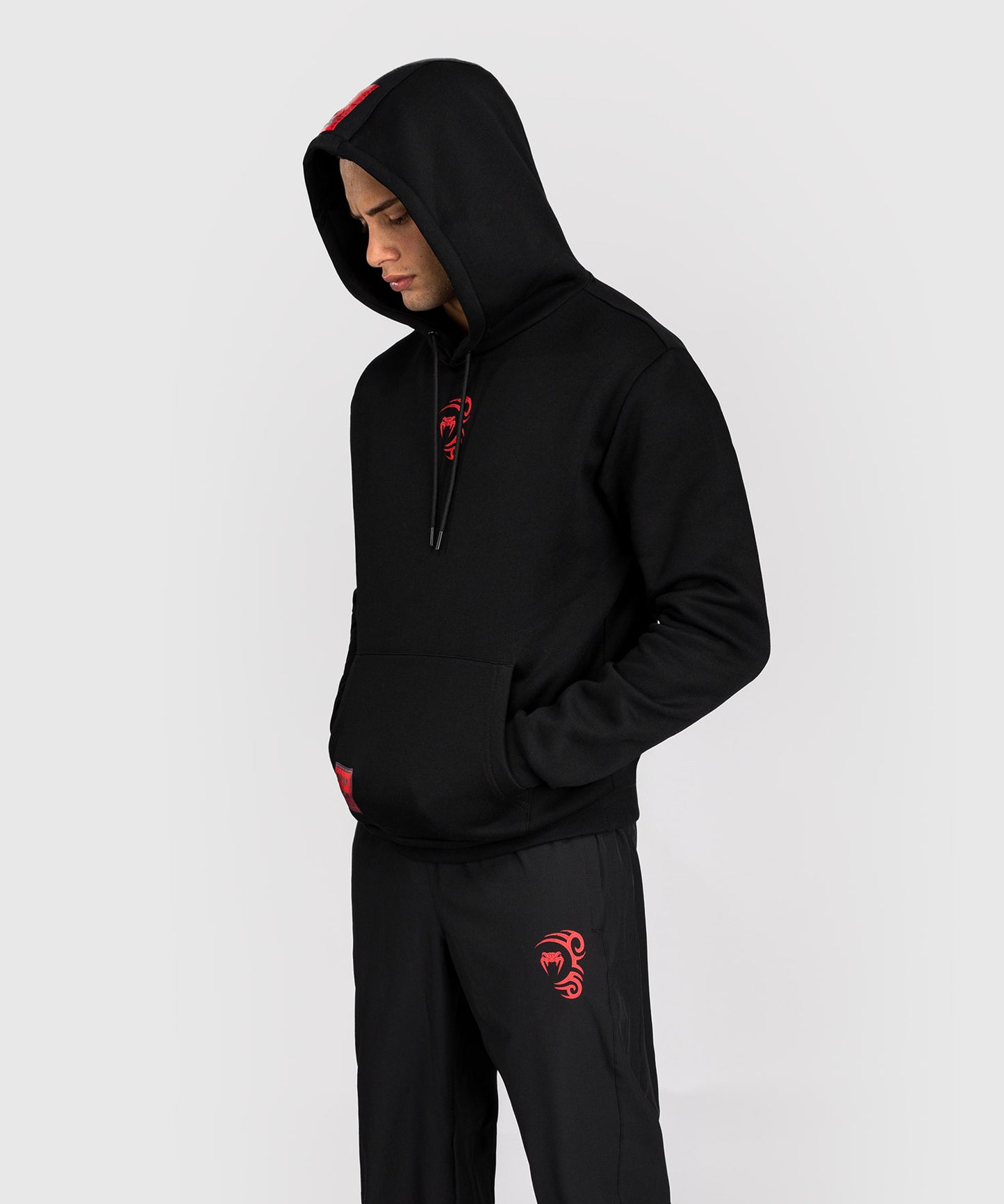 Sweat à capuche Venum x Mike Tyson Tiger - Noir Profond/Rouge Intense