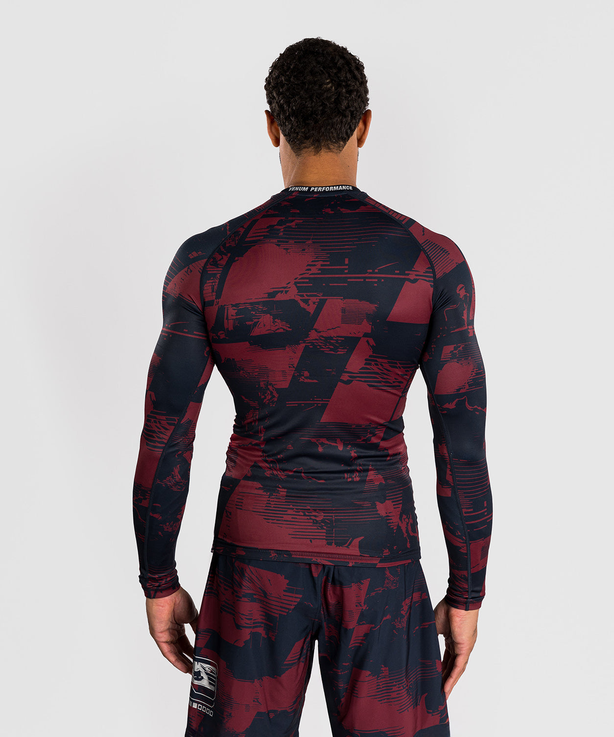 UFC Zenith by Venum Authentic Fight Week Performance Langarm Rashguard Herren - Marineblau/Burgunderrot/Silber