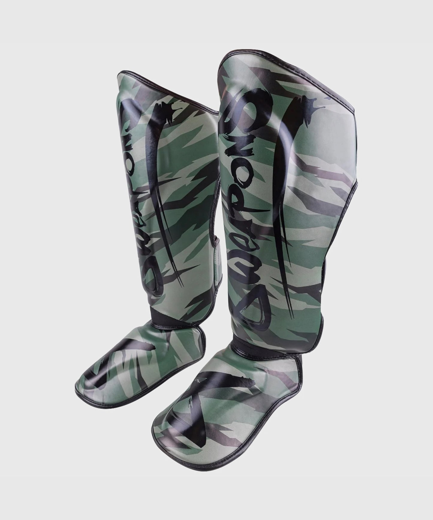 Protège-Tibias 8 Weapons Unlimited 2.0 - Woodland Camo