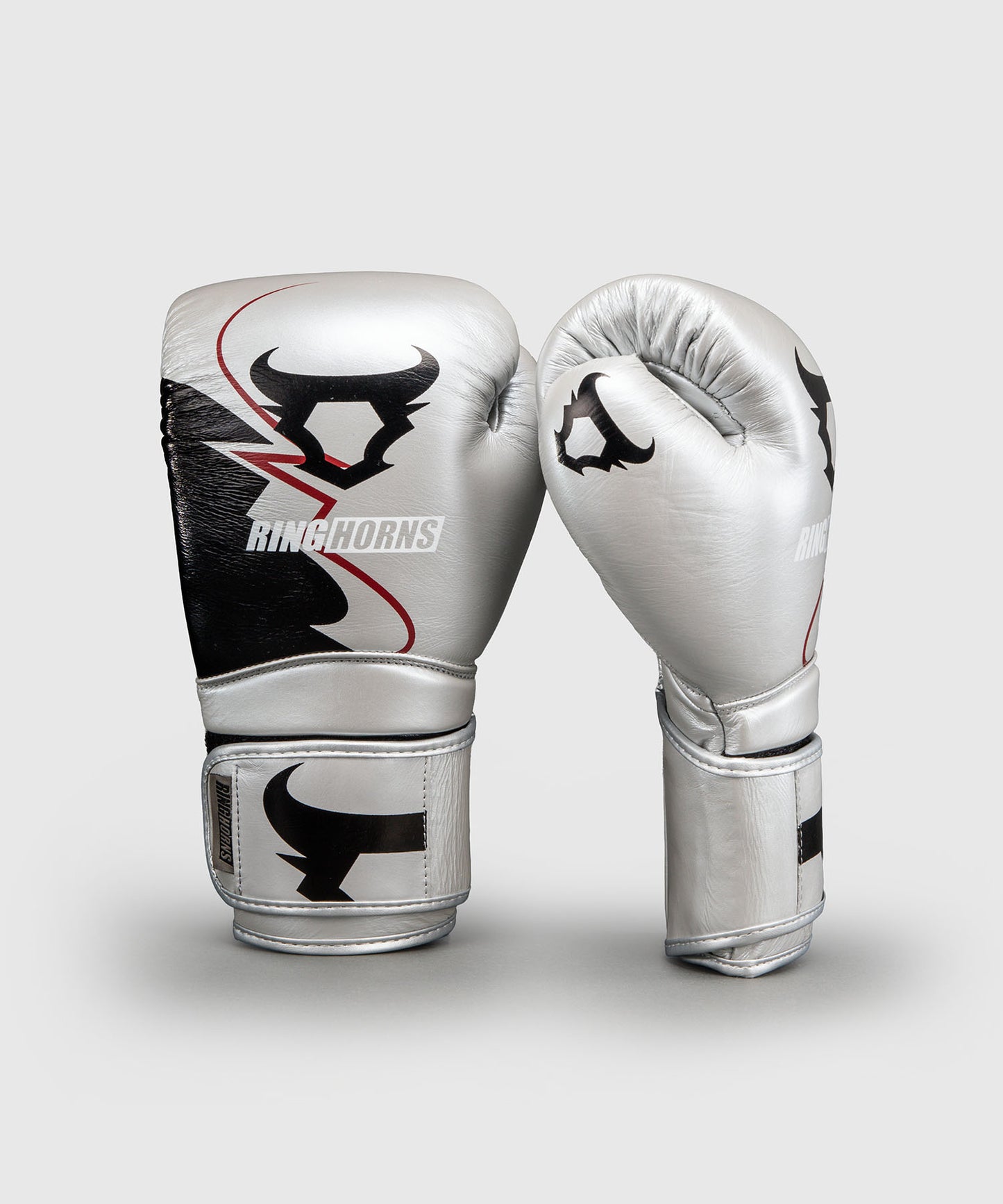 Ringhorns Charger by Venum Guantoni da boxe – Argento/Nero