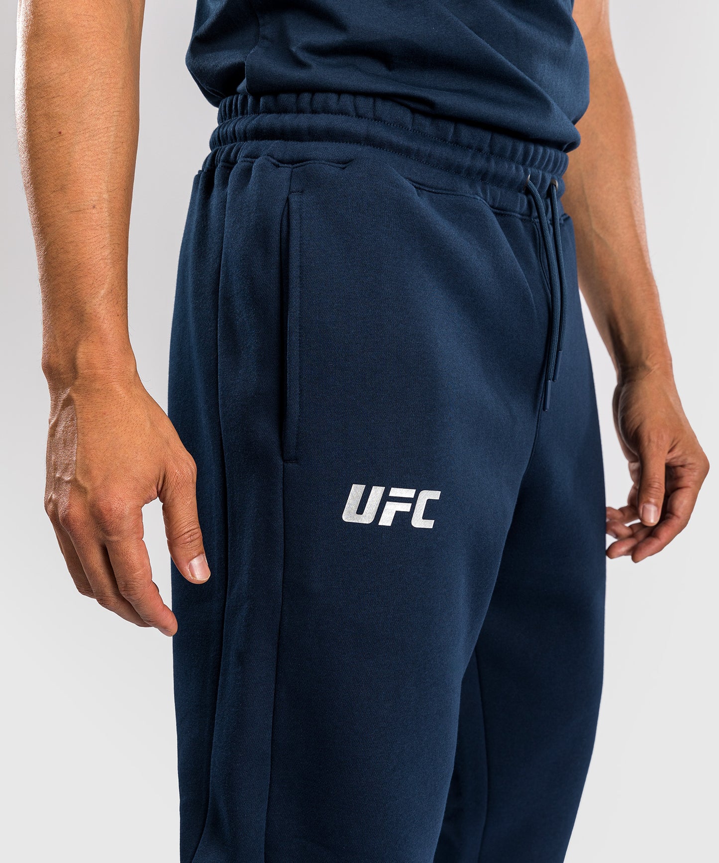 UFC Fusion by Venum Fight Week Pantalón de Algodón para Hombre - Solid Azul oceánico
