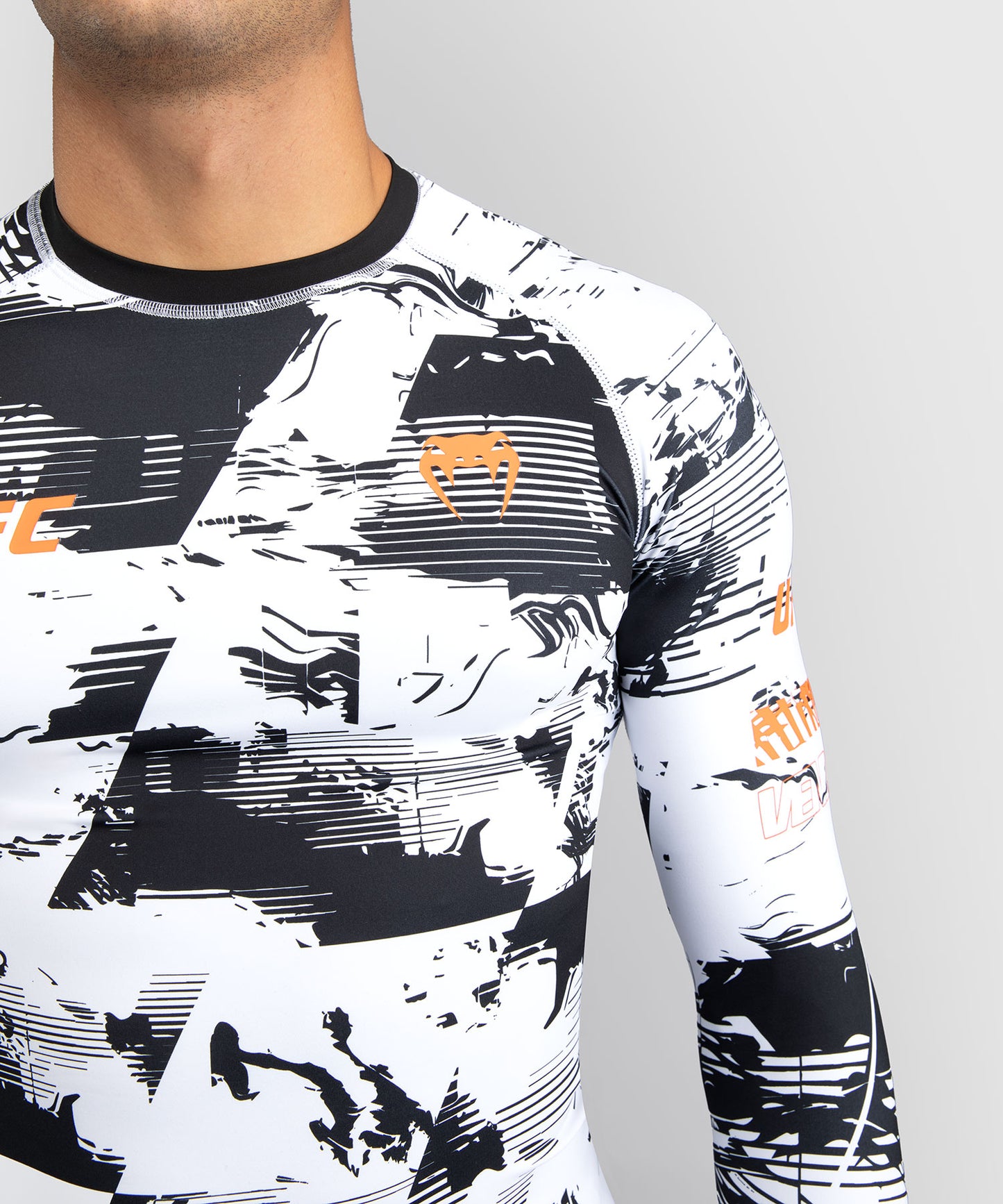 Rashguard manches longues Performance Homme UFC Zenith by Venum Authentic Fight Week - Blanc