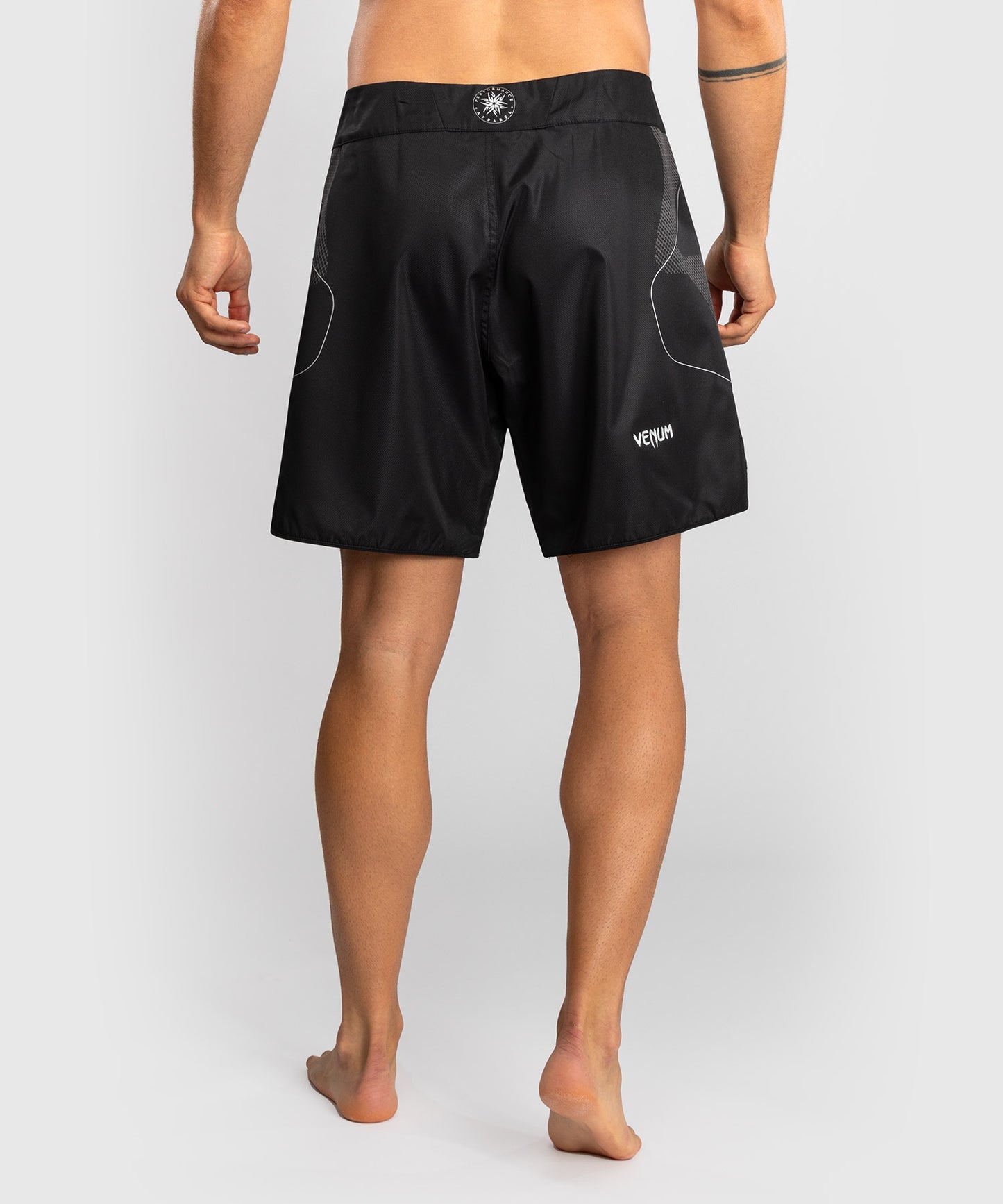 Venum Nexus Fight Shorts – Schwarz/Silber