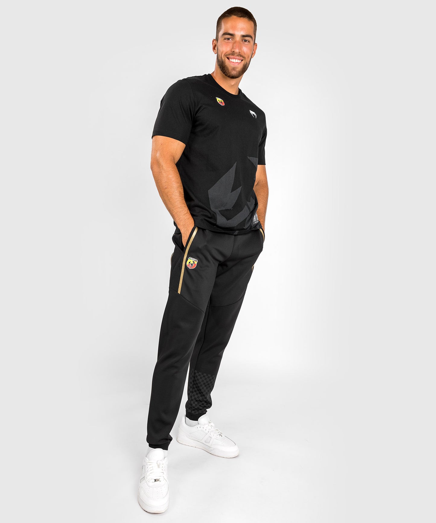 Camiseta Venum Abarth #1 - Negro/Oro