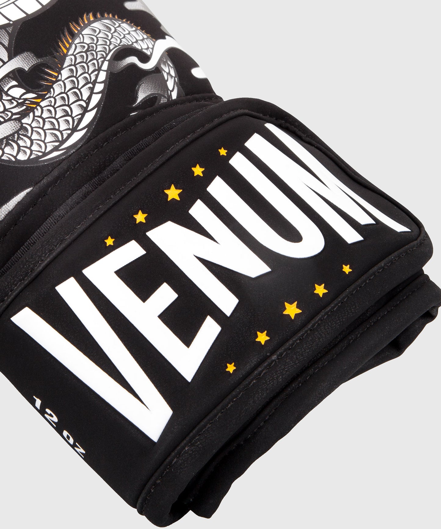 Gants de boxe Venum Dragon's Flight - Noir/Blanc