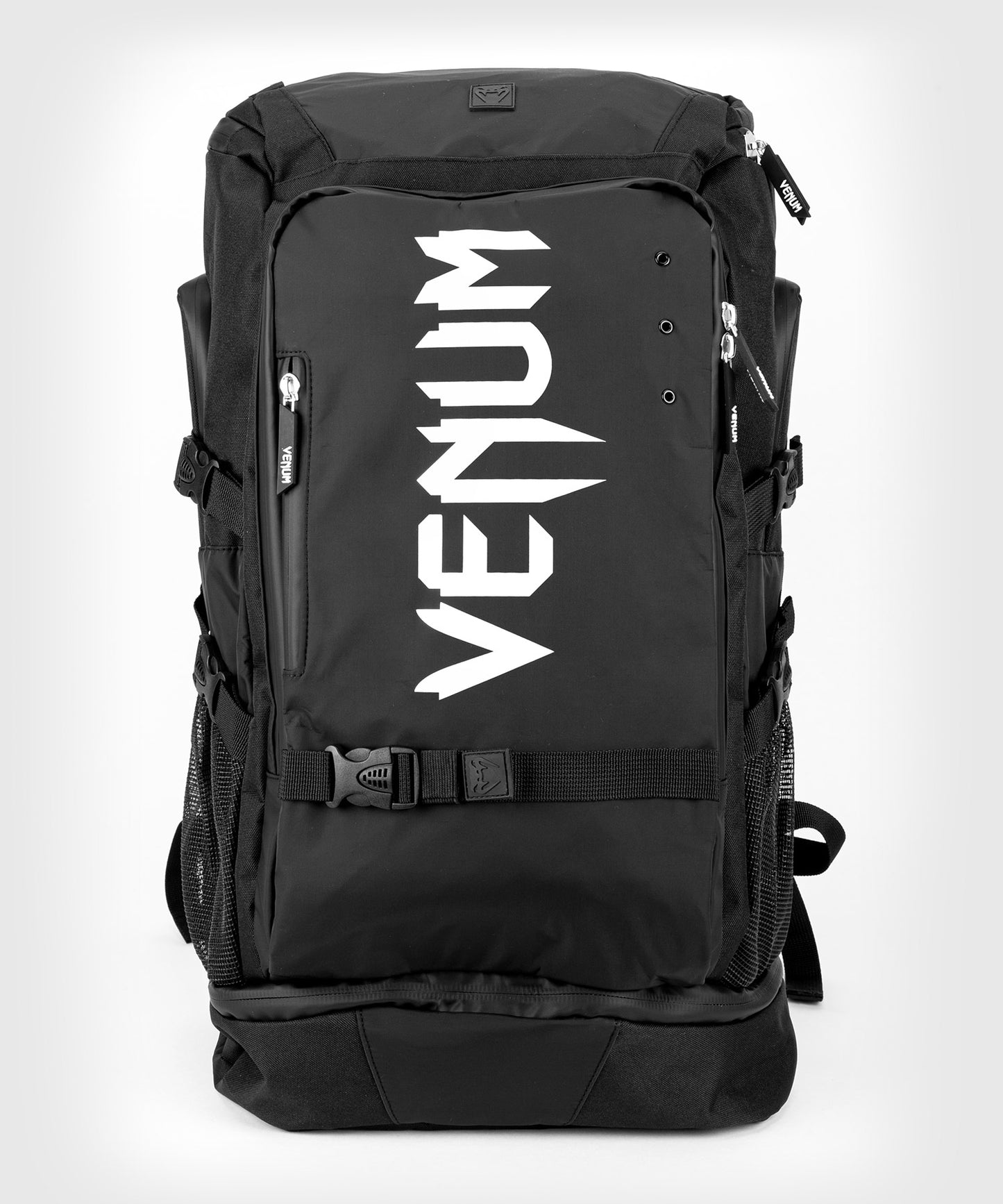 Venum Challenger Xtrem Evo Mochila (50-63L) – Negro/Blanco