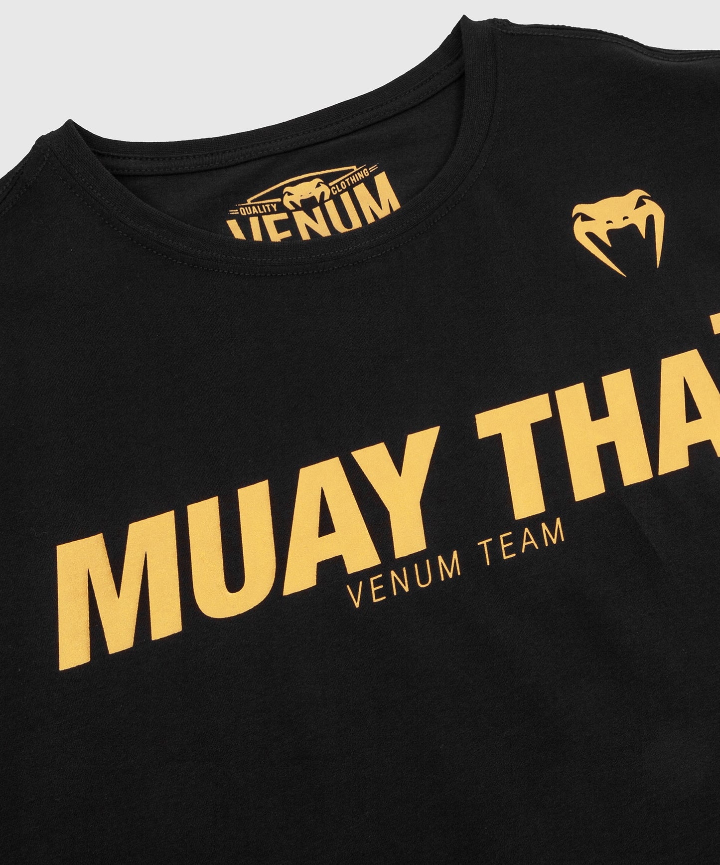 T-shirt Venum Muay Thai VT – Noir/Or