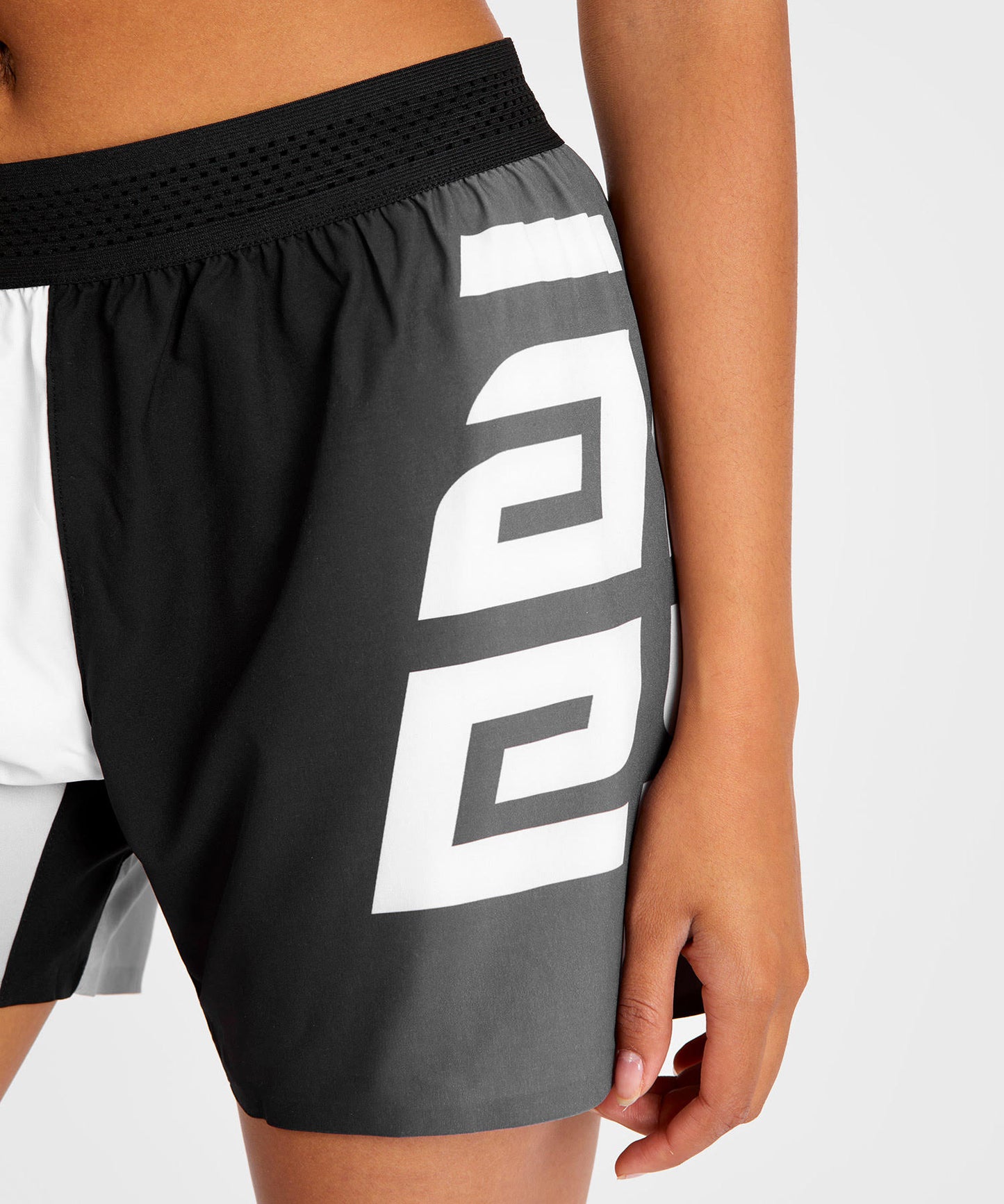 Venum x Ares Fightshort Für Damen – Weiß
