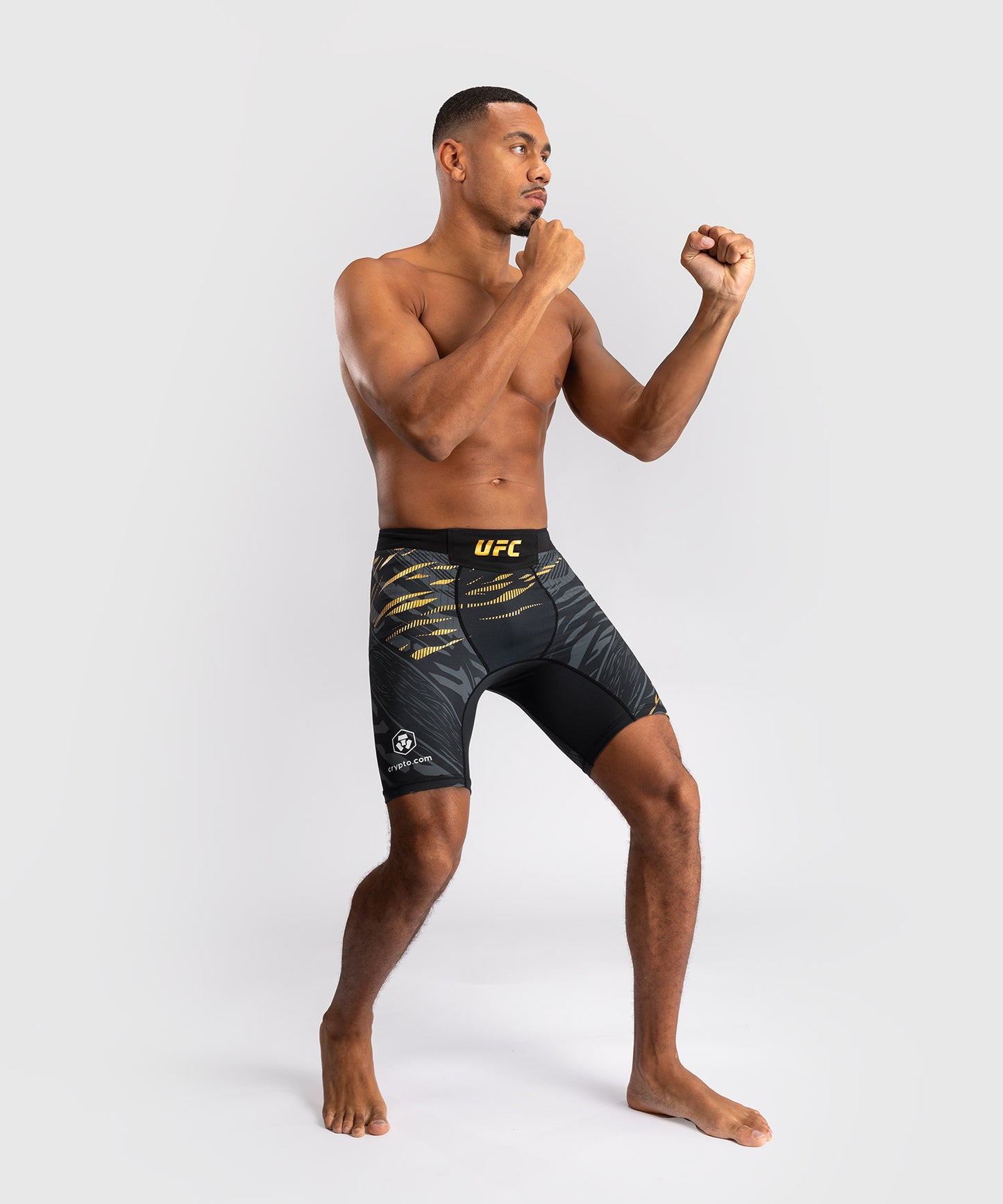 UFC Fusion by Venum Authentic Fight Night Vale Tudo Shorts para Hombre - Champion