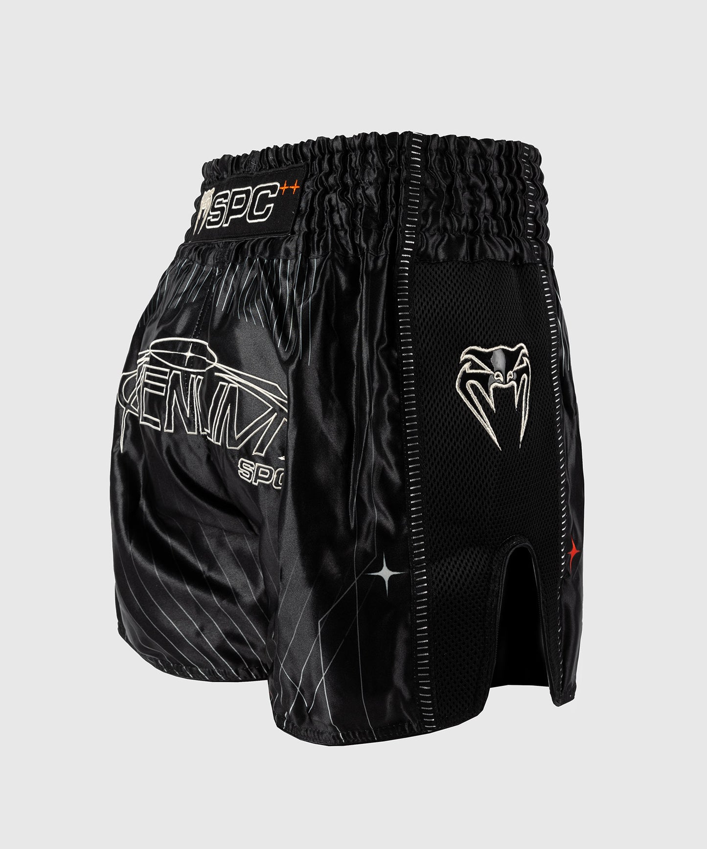 Venum Eclipse Muay Thai Shorts – Schwarz/Ivory