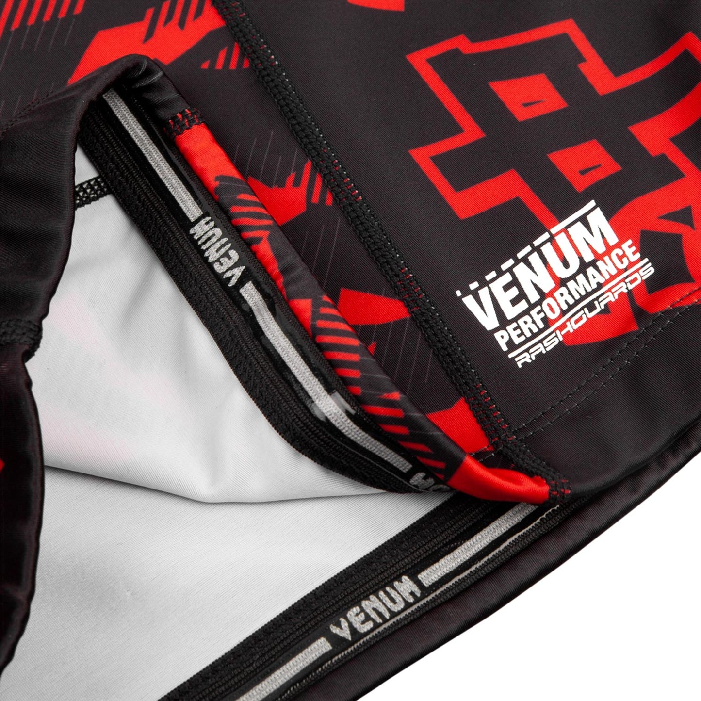Venum Okinawa 2.0 Rashguard - Langarm - Schwarz/Weiß-Rot