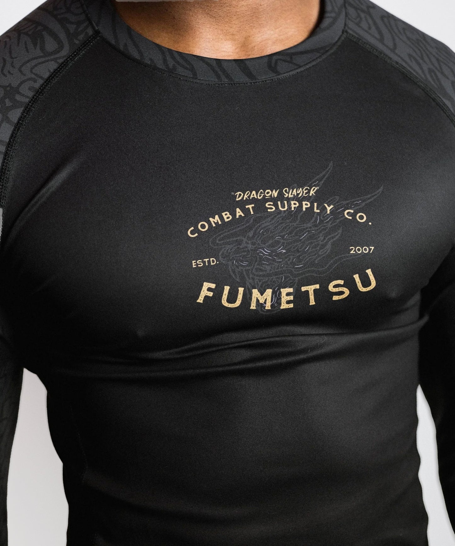 Fumetsu Dragon Slayer Langarm-Rashguard - Schwarz/Gold