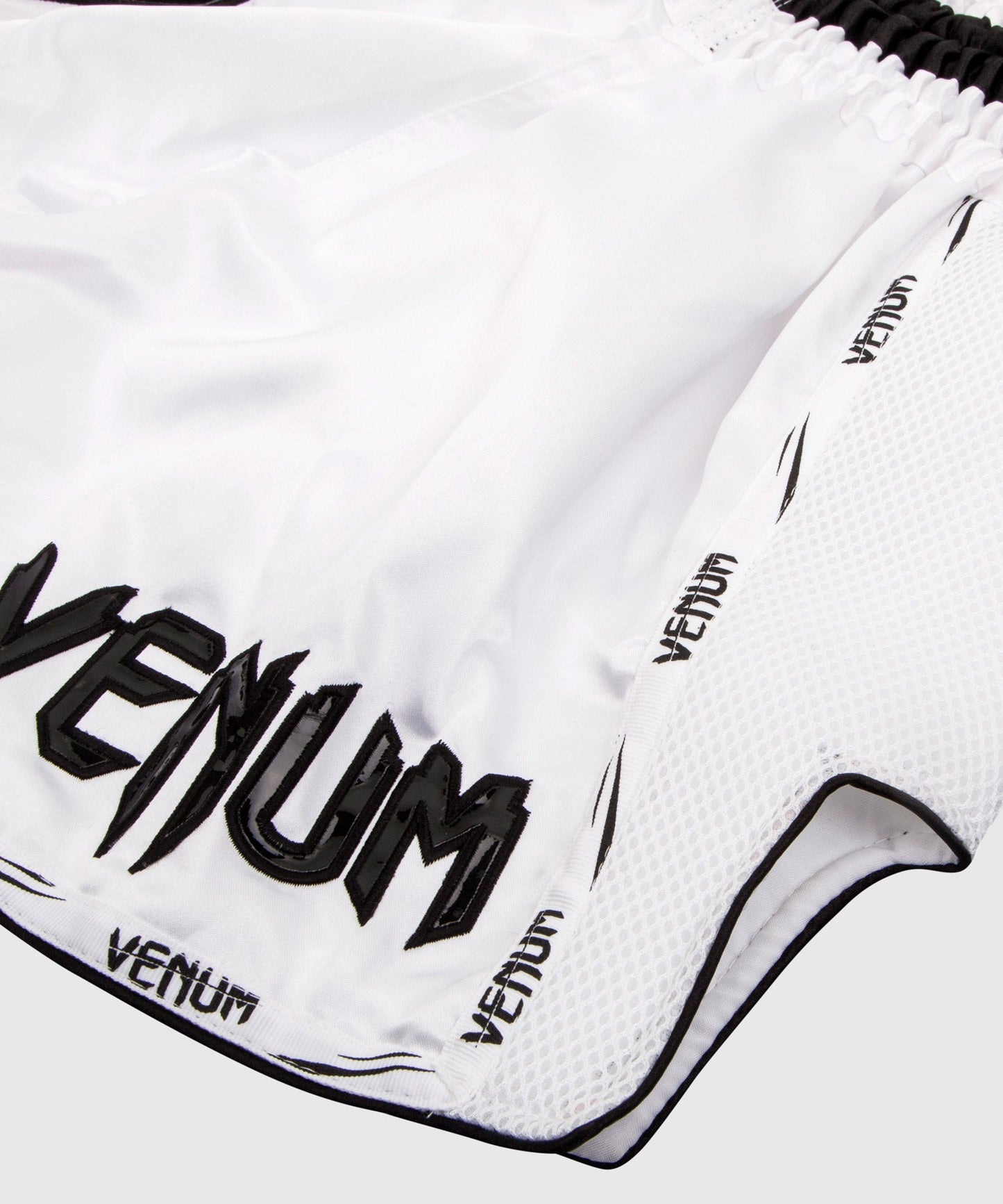Muay Thai Shorts Venum Giant