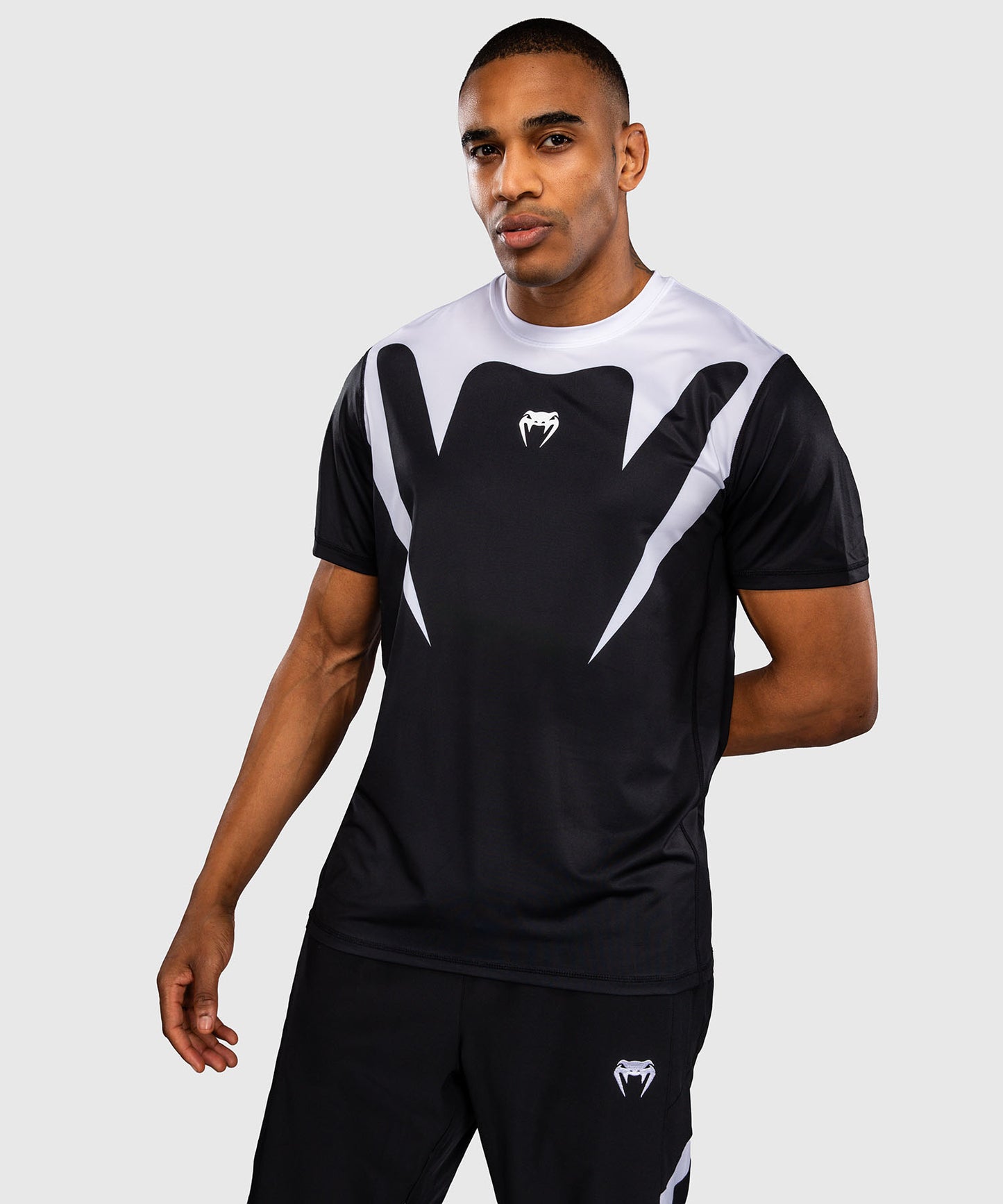 Venum Attack 90 Dry-Tech-T-Shirt – Weiß/Schwarz