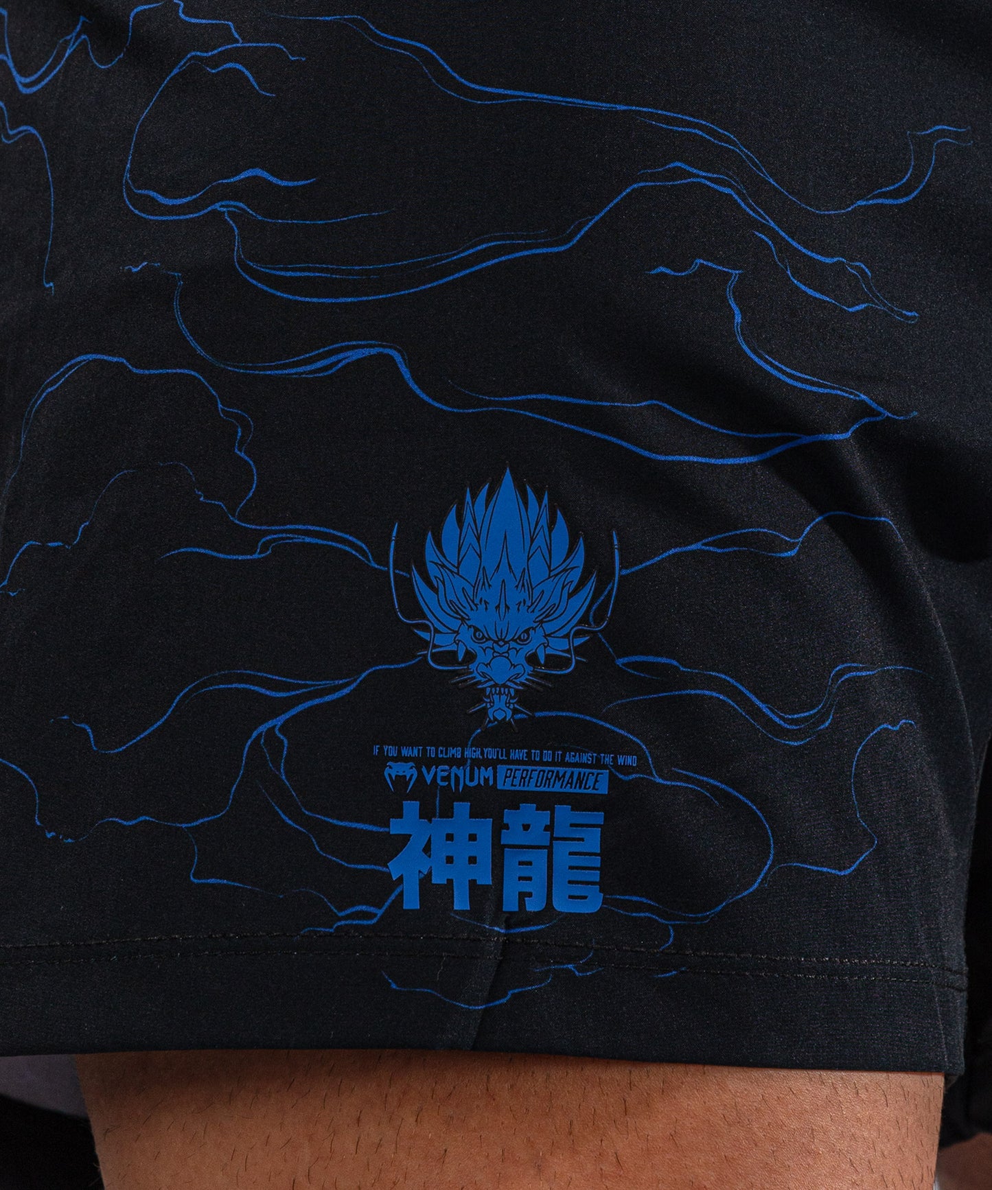 Venum Thunder Dragon Pantaloncini da Combattimento – Nero/Blu Reale
