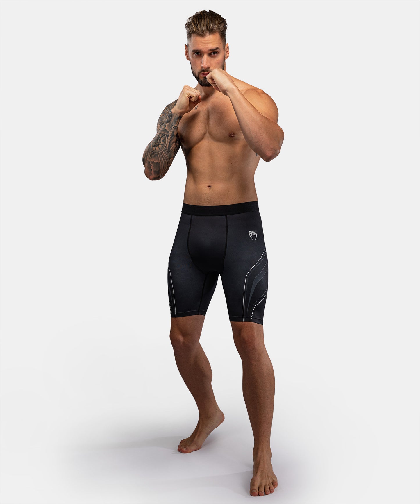 Short de Compression Venum Streamline – Noir/Blanc