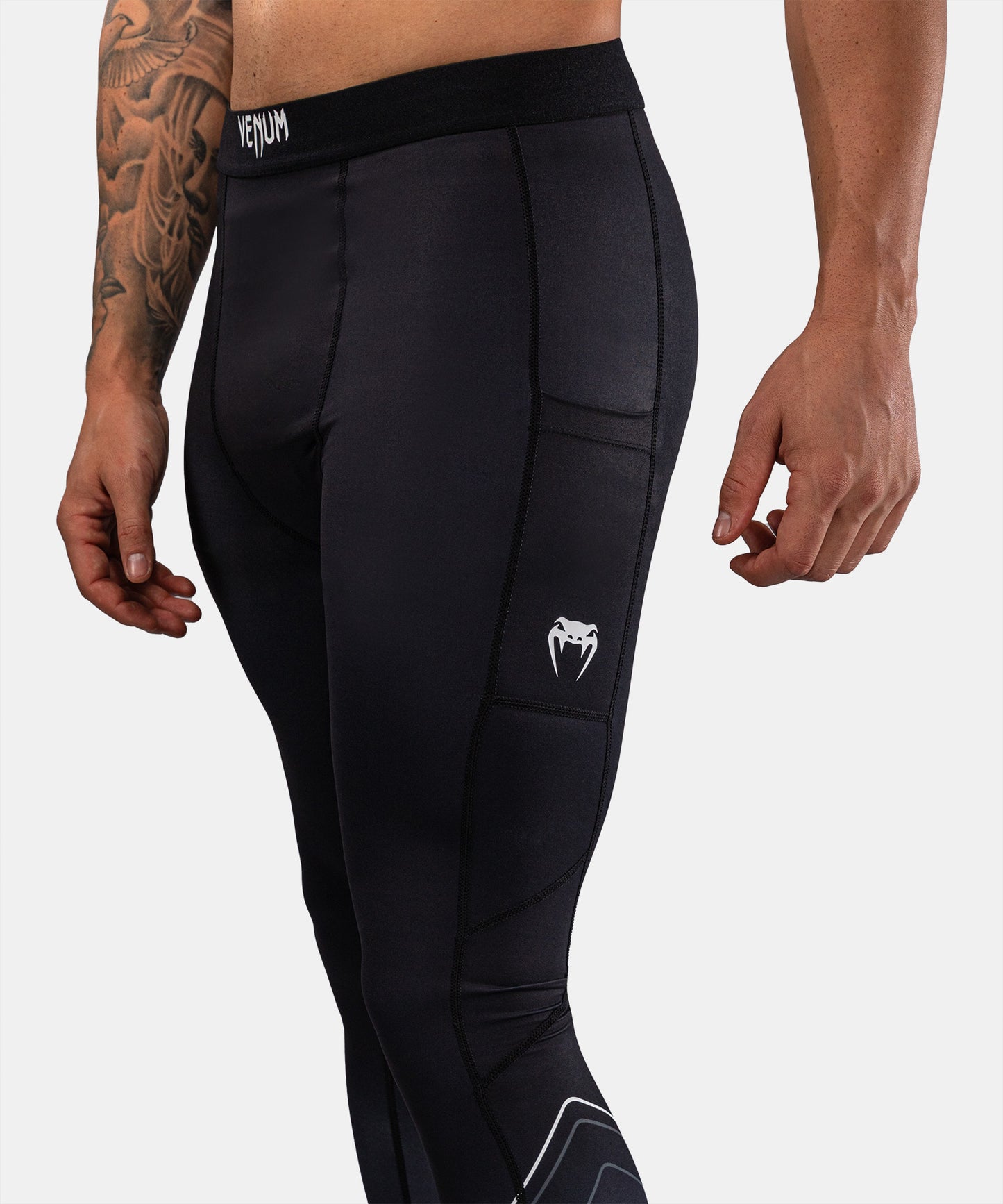 Venum Streamline Spats – Nero/Bianco
