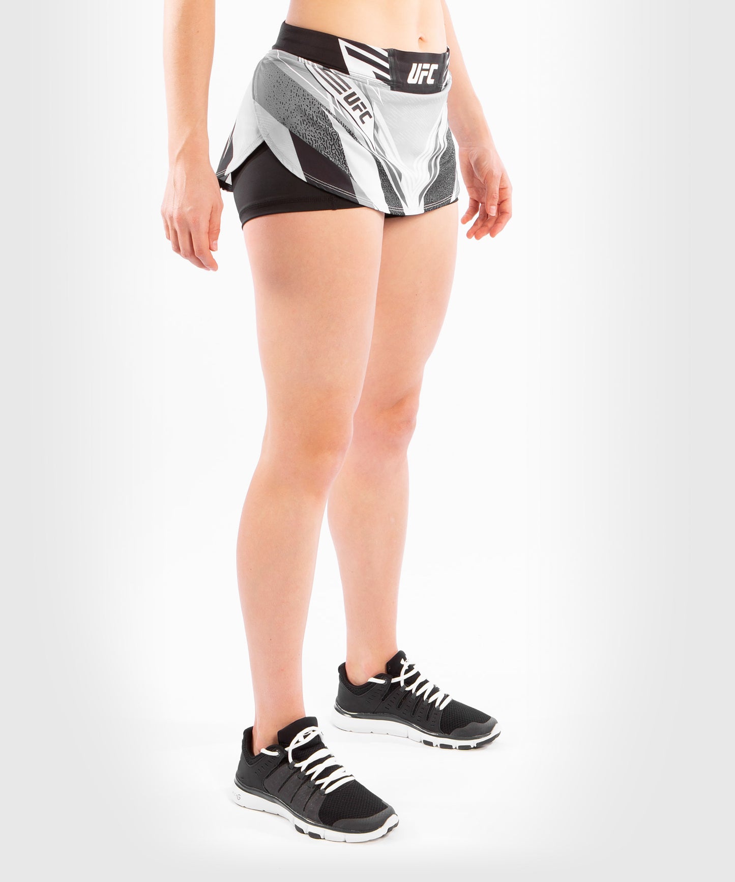 UFC Venum Authentic Fight Night Damen Skort - Weiß