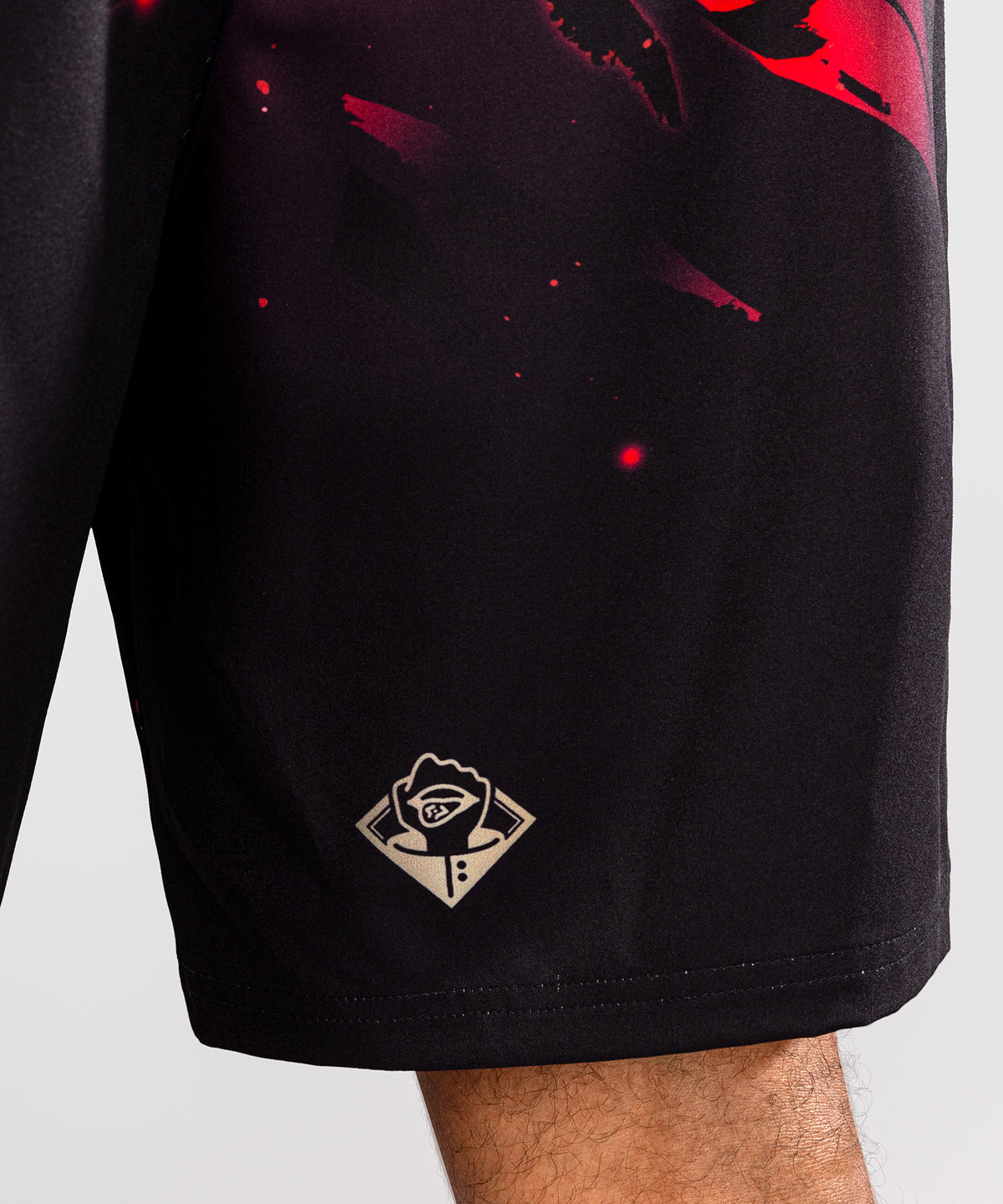 Jujutsu Kaisen x Venum Itadori Trainingsshorts – Schwarz/Rot
