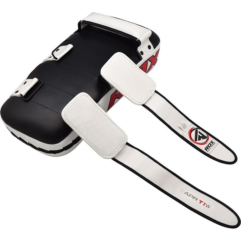 RDX Sports Paos de Boxeo Curvados – Negro/Blanco