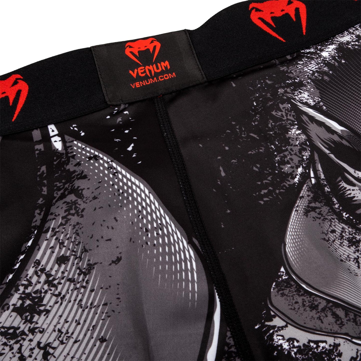 Venum Werewolf Compression Shorts - Black/Grey