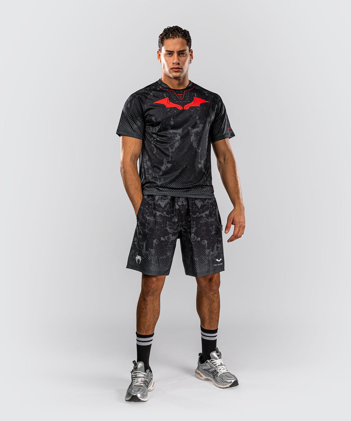 Venum x Batman Dry-Tech-T-Shirt - Schwarz/Grau/Rot