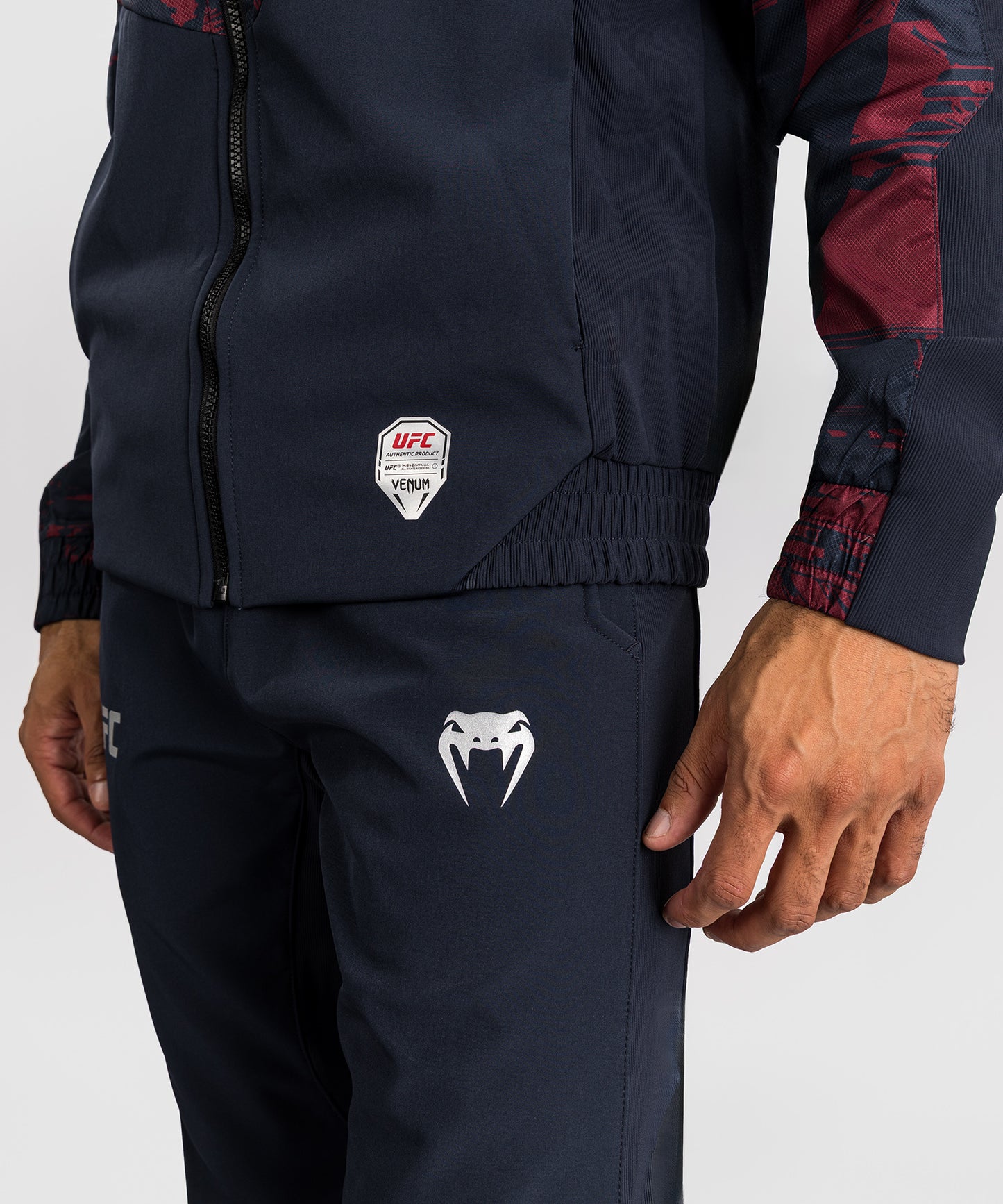 Sweat à capuche zippé Homme UFC Zenith by Venum Authentic Fight Week - Bleu marine/Bordeaux/Argent