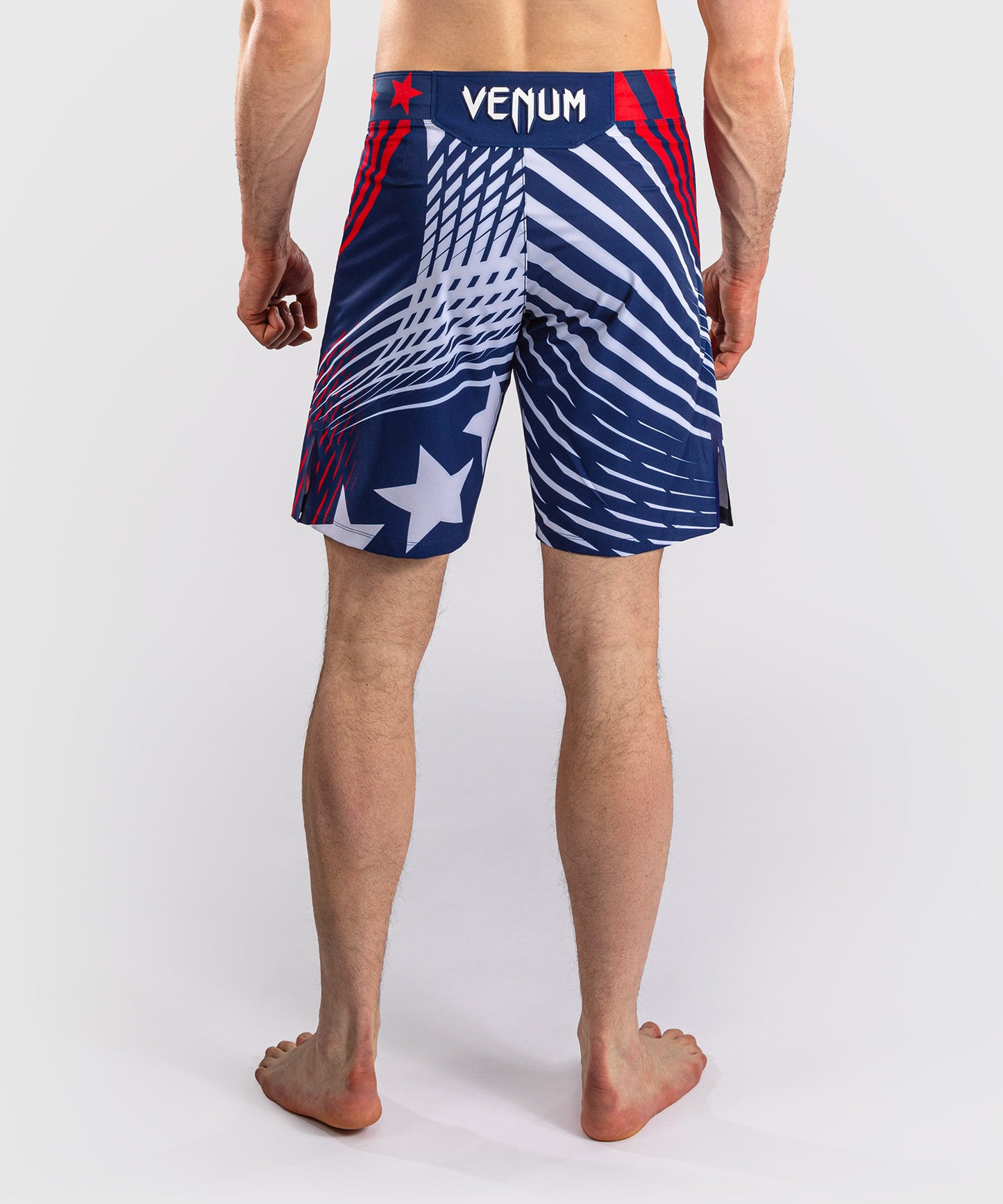 Official UFC Freedom 250 by Venum Authentic Fight Night Fight Shorts im Long Fit für Herren - Blau