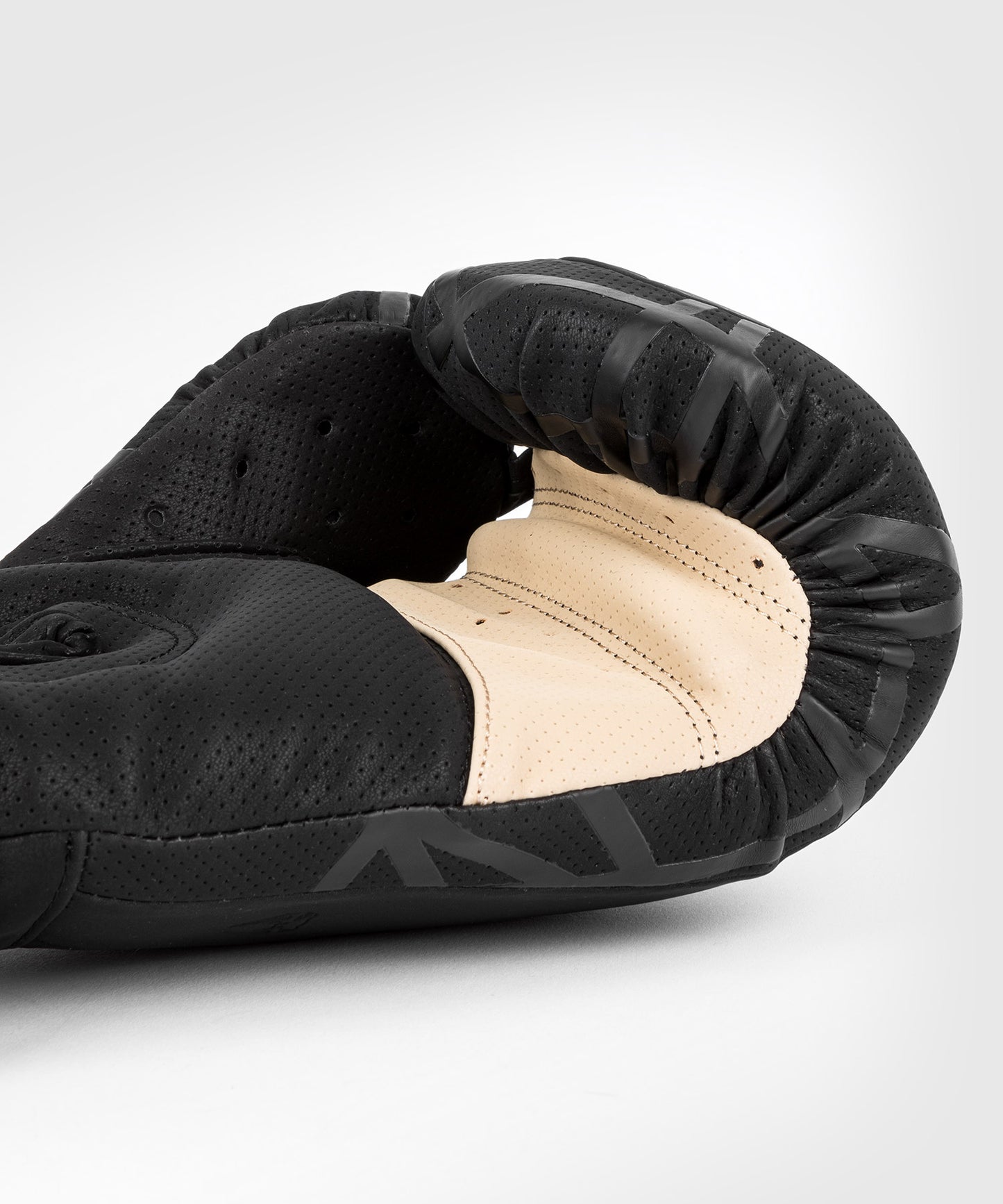 Venum Tecmo 2.0 Guantes de boxeo - Negro